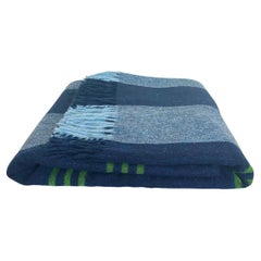 Blauer Wilde Merino-Lammfell-Überwurf / Deckendecke