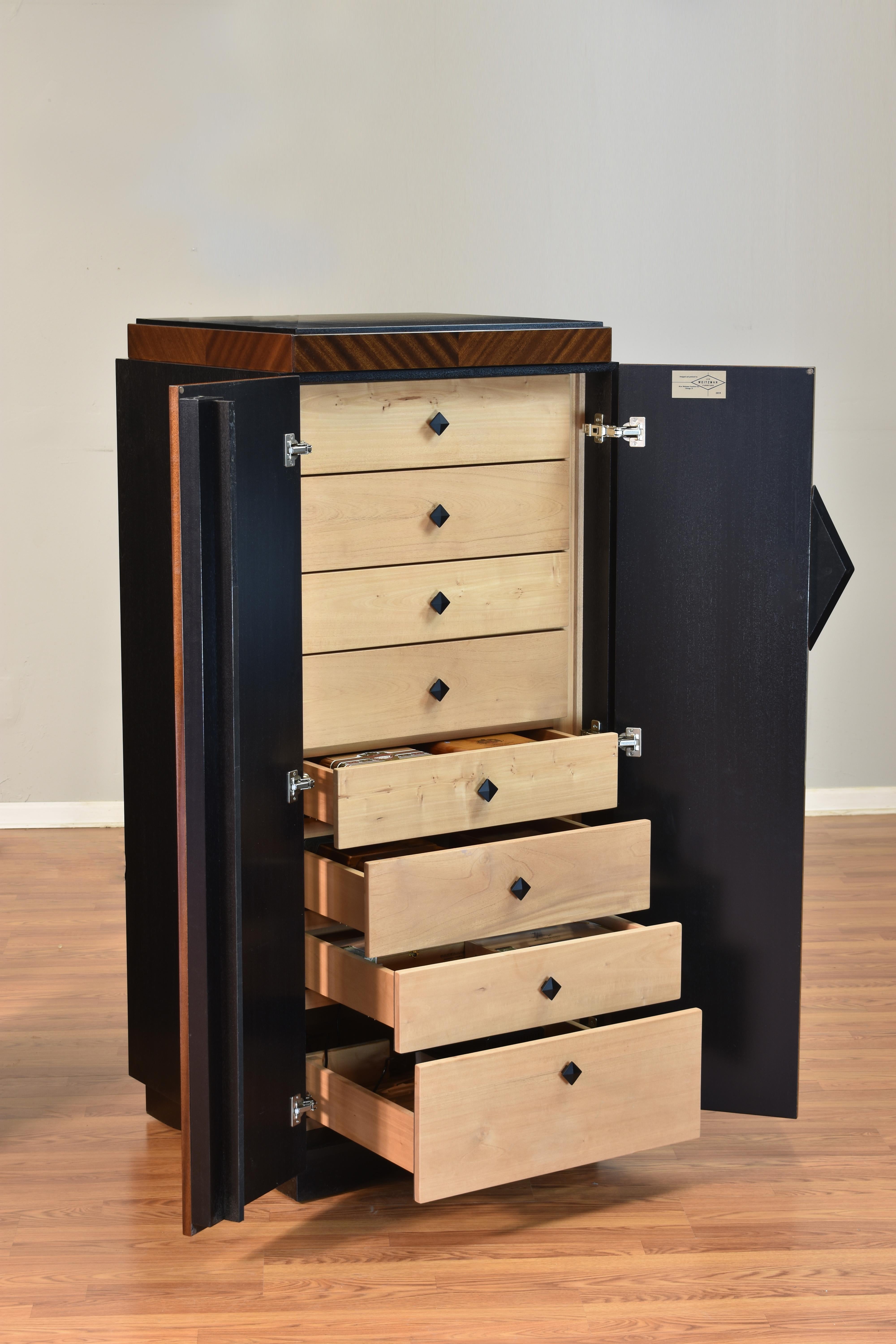 Contemporary William Humidor by Lee Weitzman For Sale