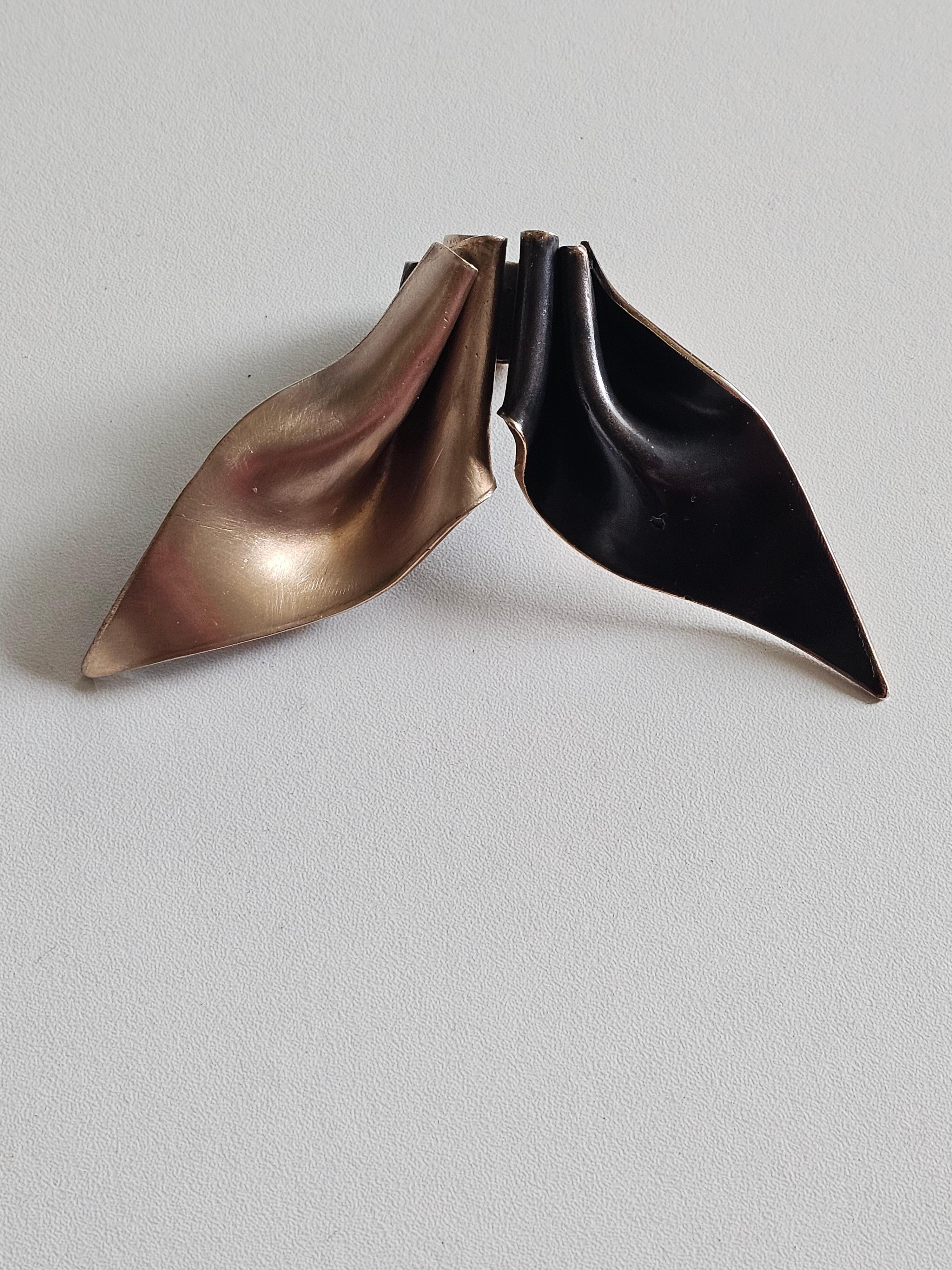 Alina Alamorean Wings of Desire Sculptural Contemporary Ring Black Bronze In New Condition For Sale In Fresnes, IDF
