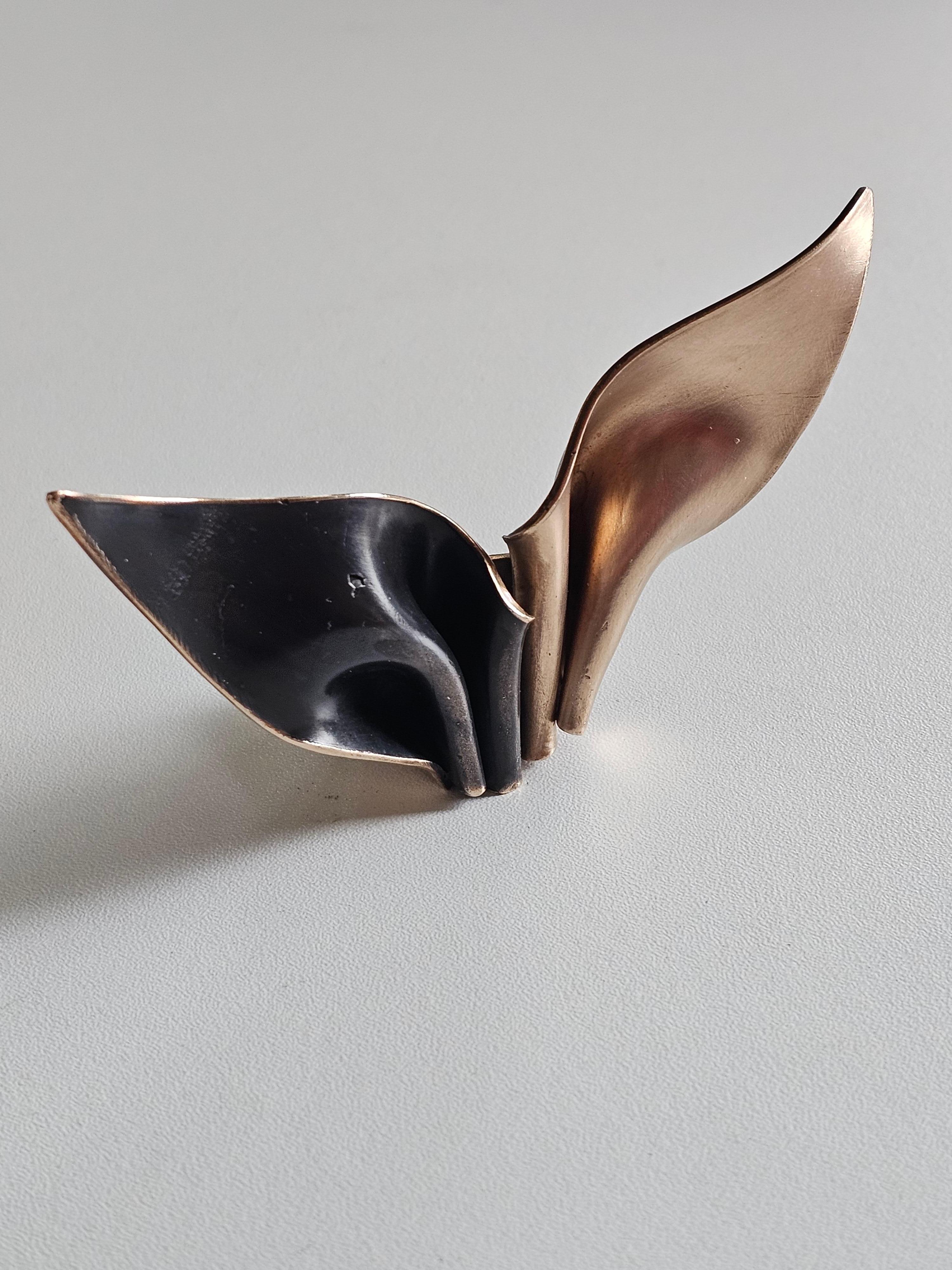 Alina Alamorean Wings of Desire Sculptural Contemporary Ring Black Bronze For Sale 2