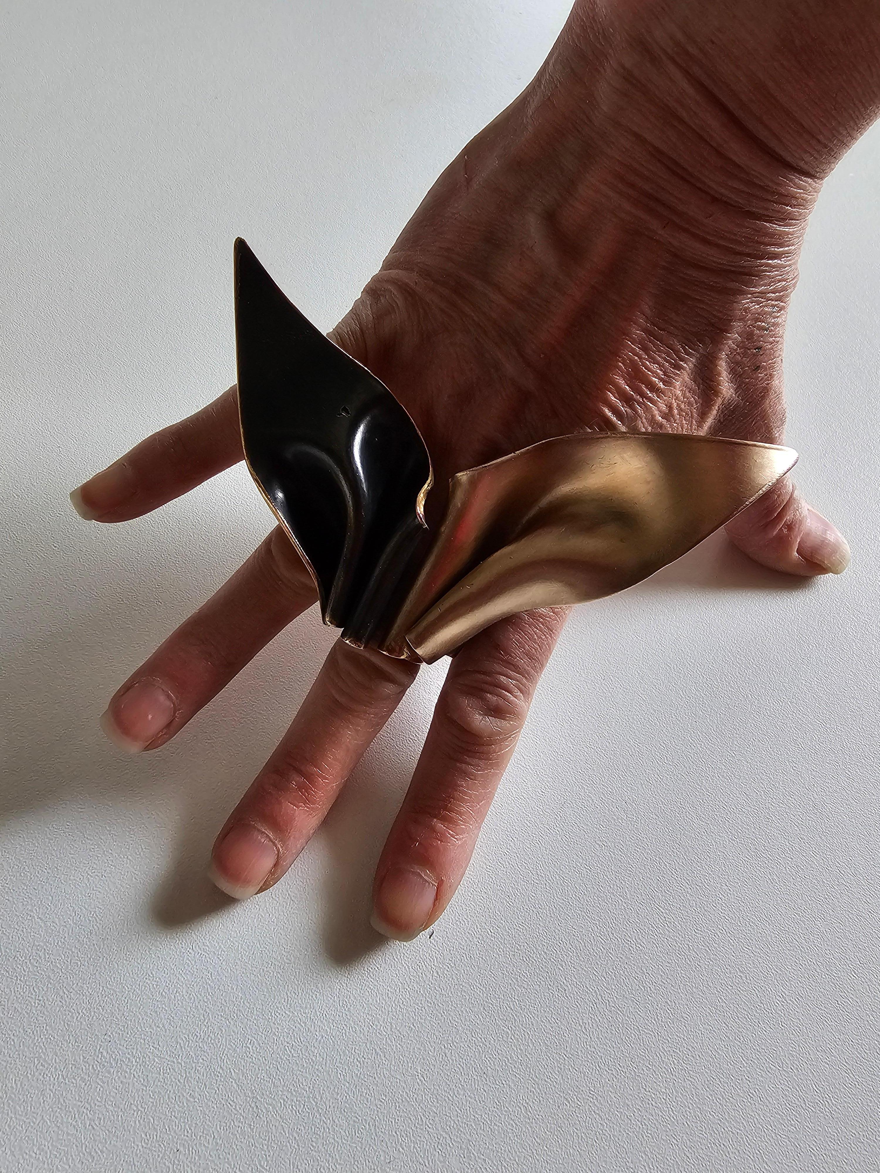 Alina Alamorean Wings of Desire Sculptural Contemporary Ring Black Bronze For Sale 5