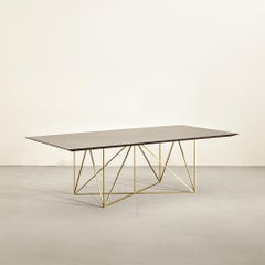 The Wire Table by Alberto Biagetti and produced by Memphis, 2011