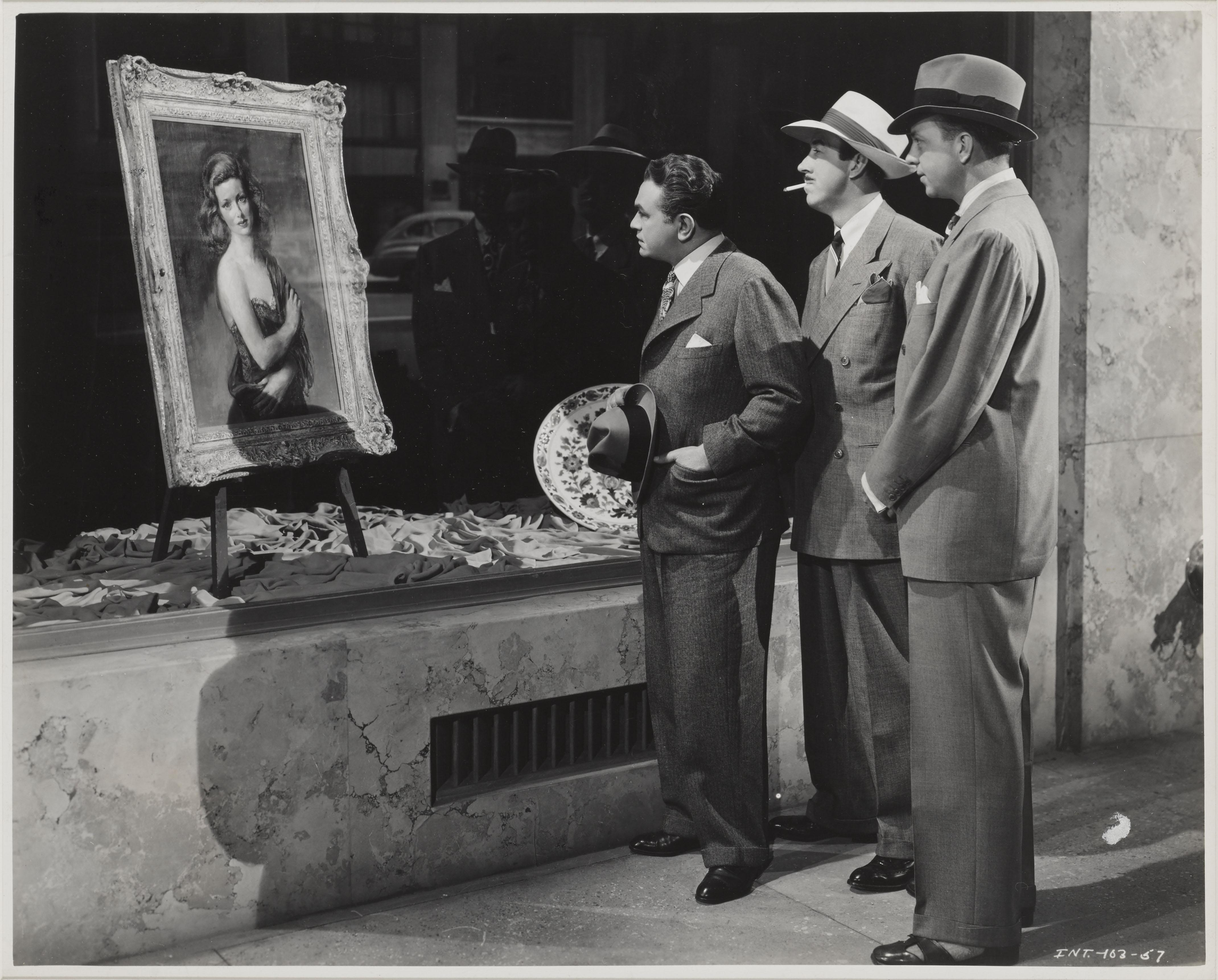 Original Us Original production still for the 1944 Film Noir The Woman In The Window directed by Fritz Lang
and starring Edward G. Robinson, Joan Bennett. The size given is before framing. This piece is conservation framed with UV plrexiglass and