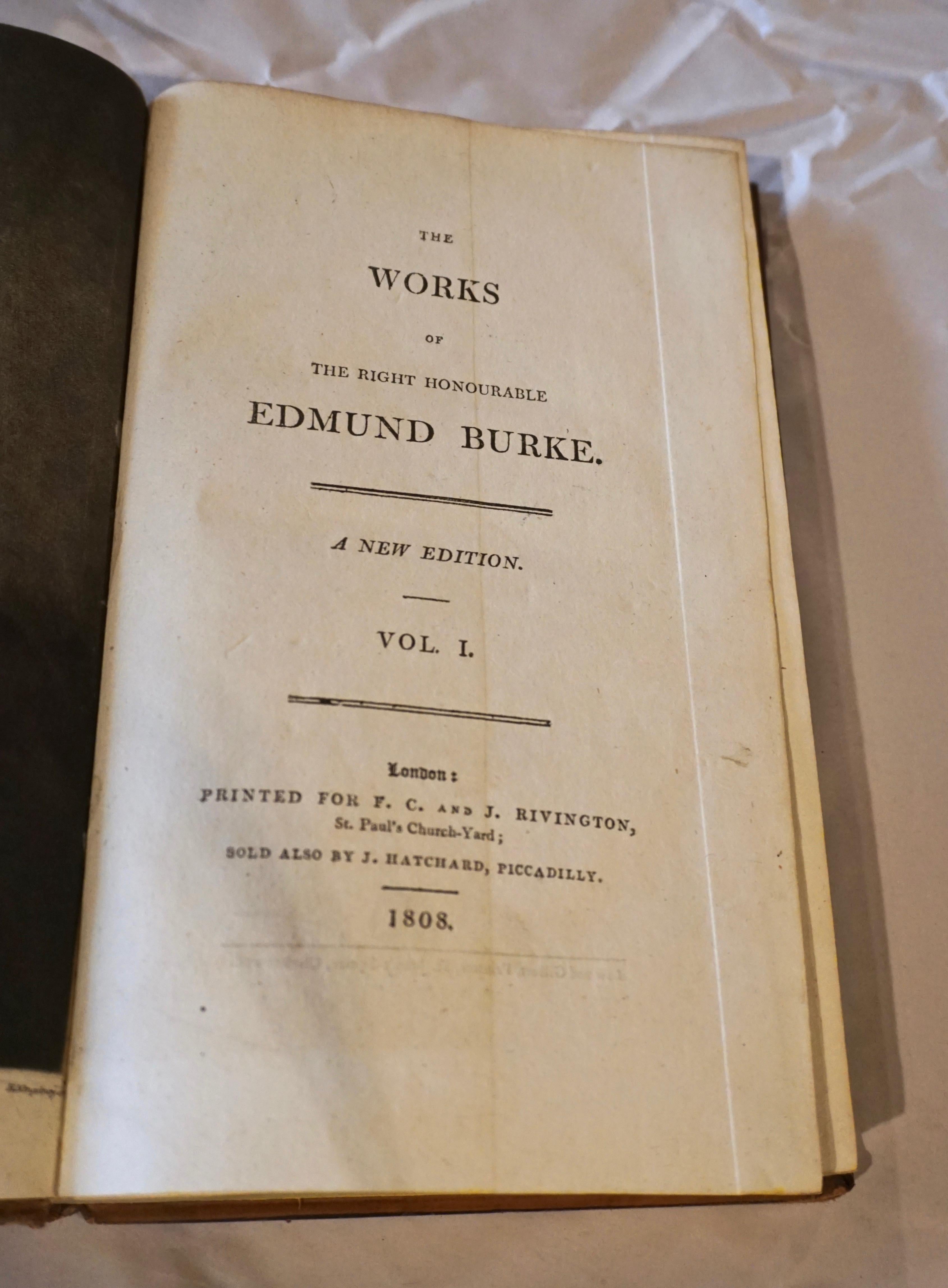 Cuir Les œuvres d'Edmund Burke dans huit volumes reliés en cuir publiés en 1808 en vente