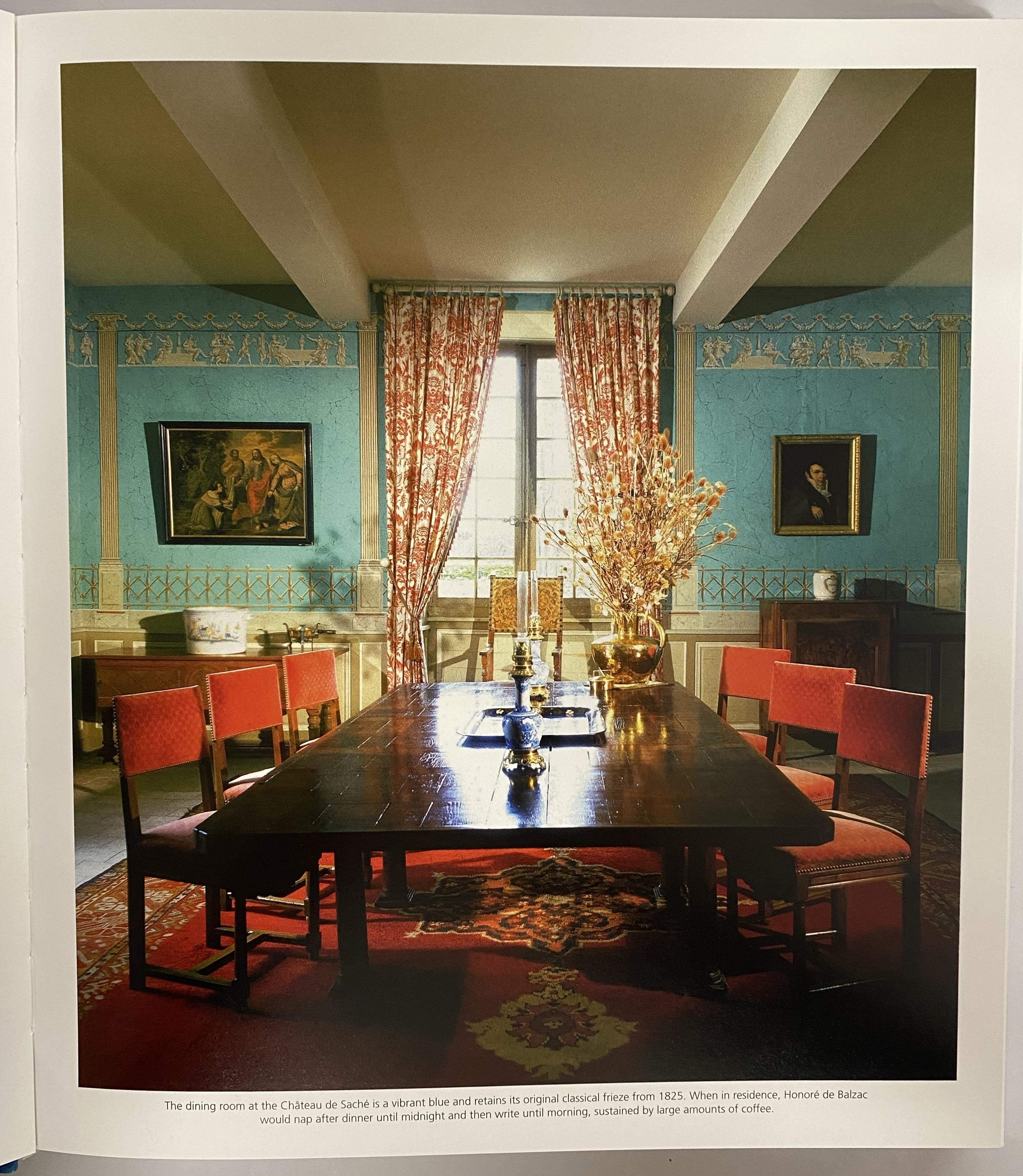 The inimitable style of renowned French interior designer Madeleine Castaing, chronicled in-depth for the first time. While many were drumming to the beat of modernism in the early- and mid-twentieth century, French antiquaire and decorator