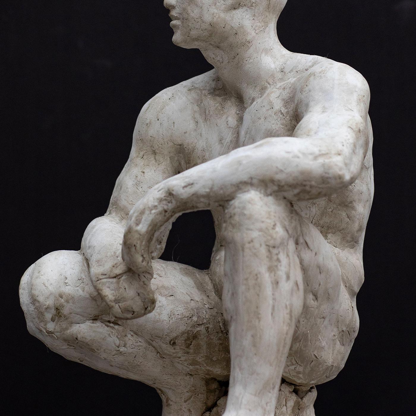 This sculpture by Raffaello Romanelli is a modern rendition of Romano Romanelli's piece of the same name originally made in 1929-31. Made in plaster, the piece maintains the accurate attention to anatomy and reveals details in the musculature and