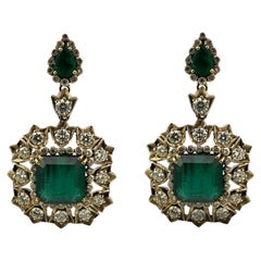 Antique The York - 16.1 Carat Zambian Emerald and 5.4 Carat Diamond Earrings 18K Gold