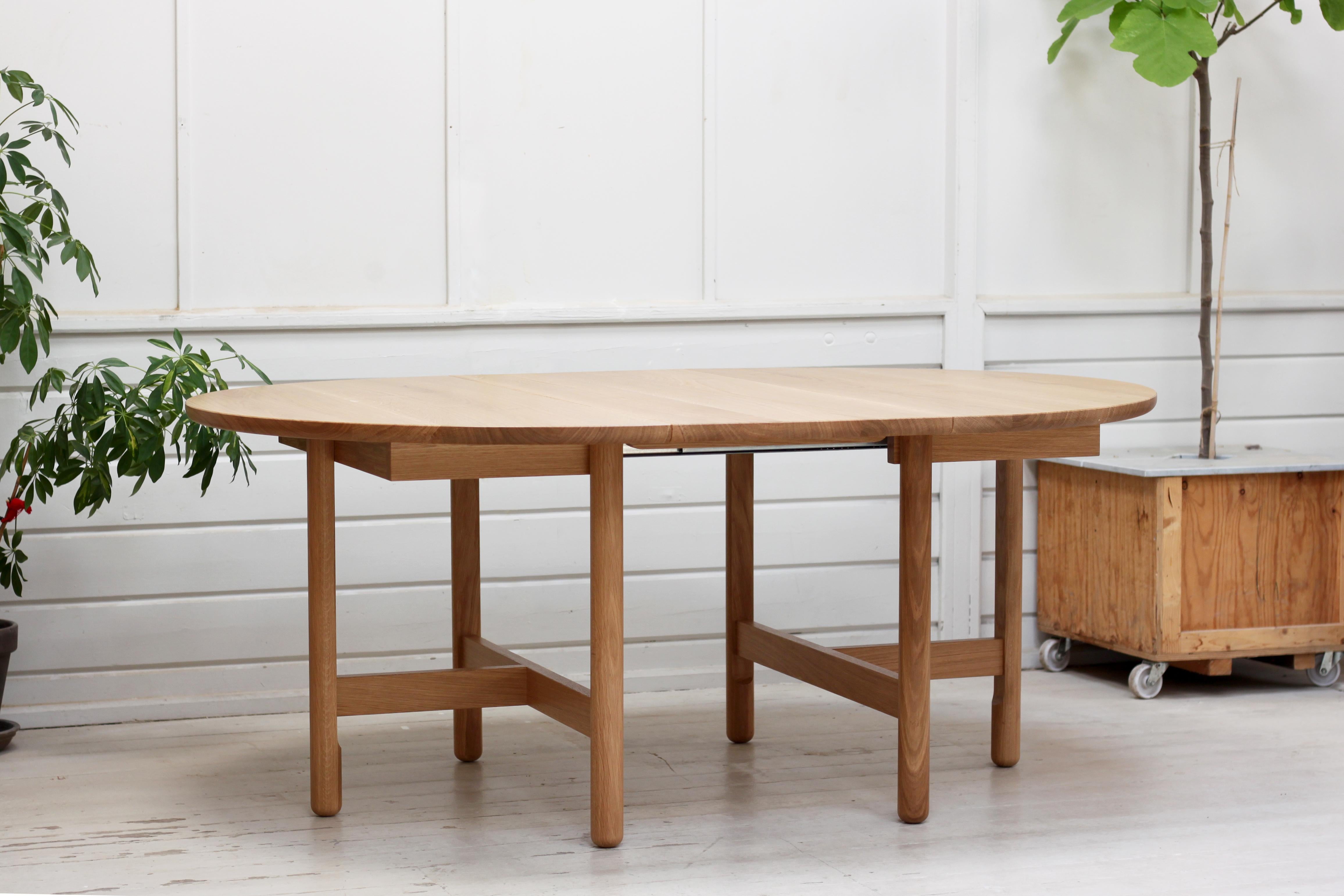 Handmade Thea Dining Table, Extendable Ø130cm - Painted Oak - by BACD studio For Sale 2