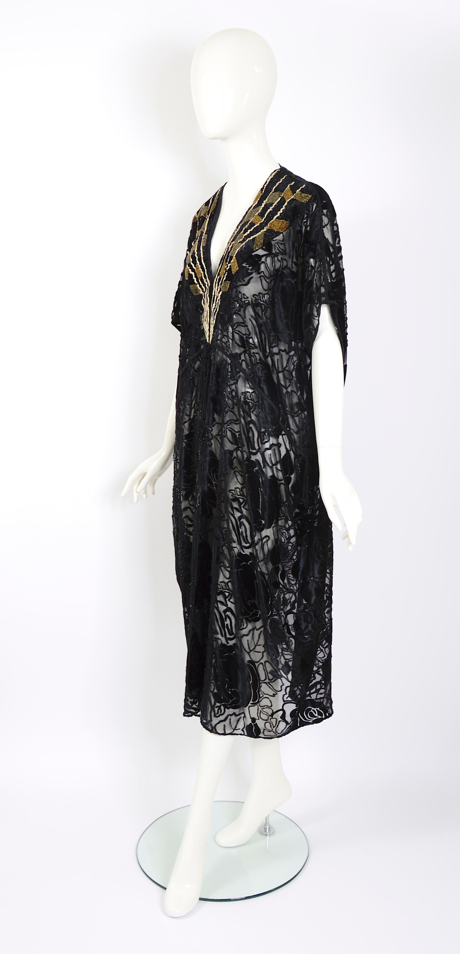 Title: Thea Porter couture vintage 1977 black silk cut velvet embroidered abaya  For Sale 7