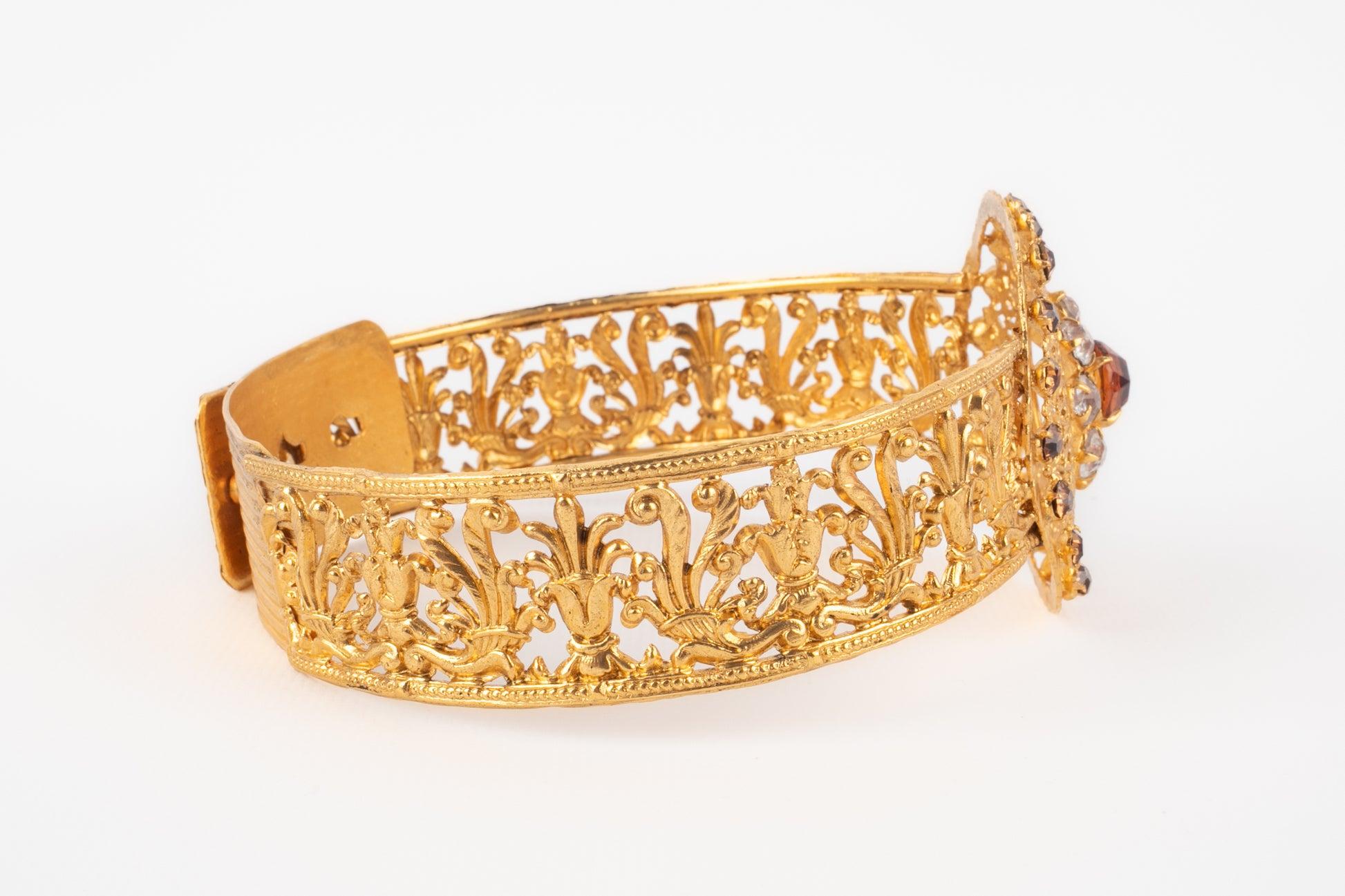 Theater Drama Golden Metal Openwork Head Jewelry, 1930s For Sale 2