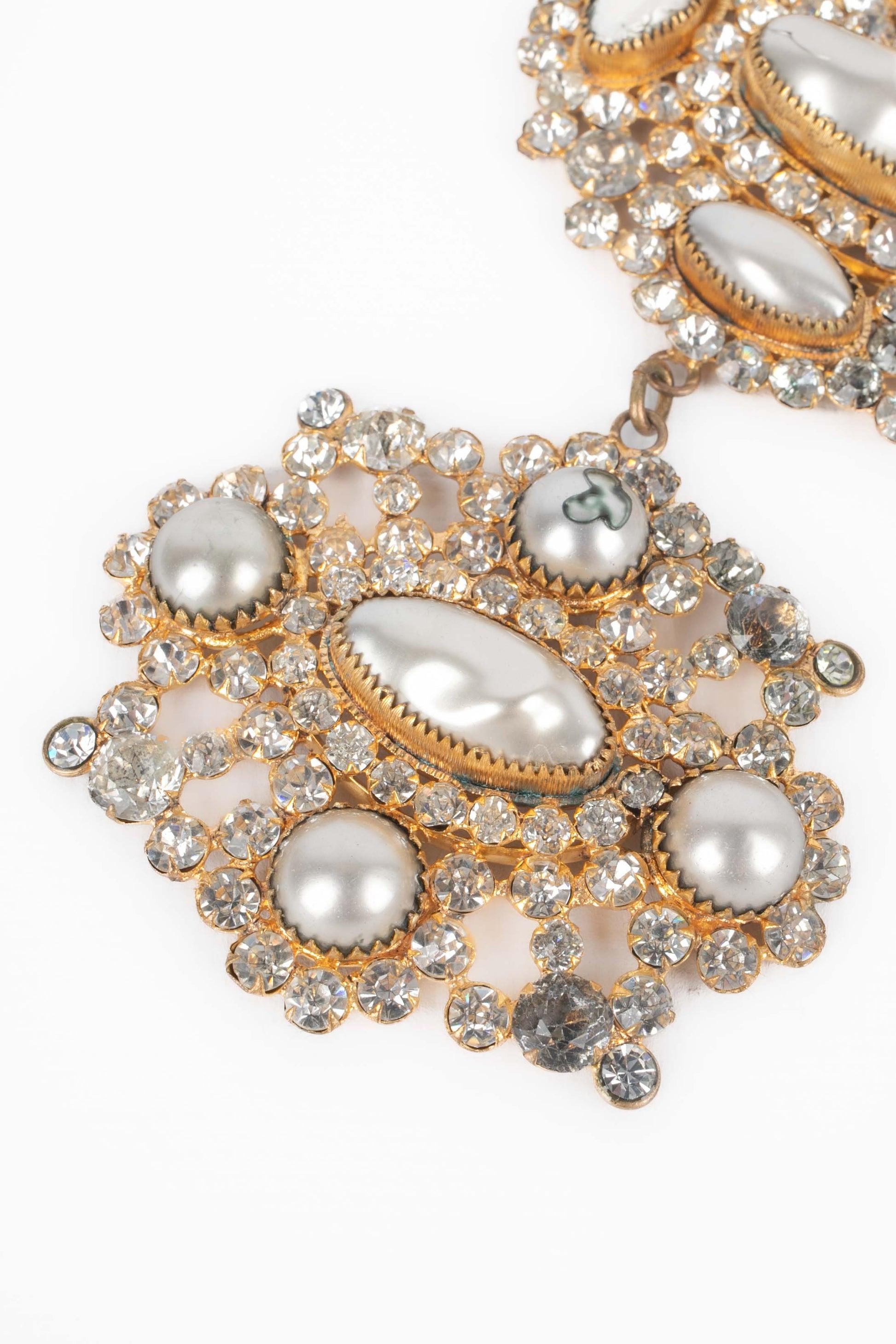 De las mujeres Collar Teatro Drama Metal Dorado con Pedrería en venta