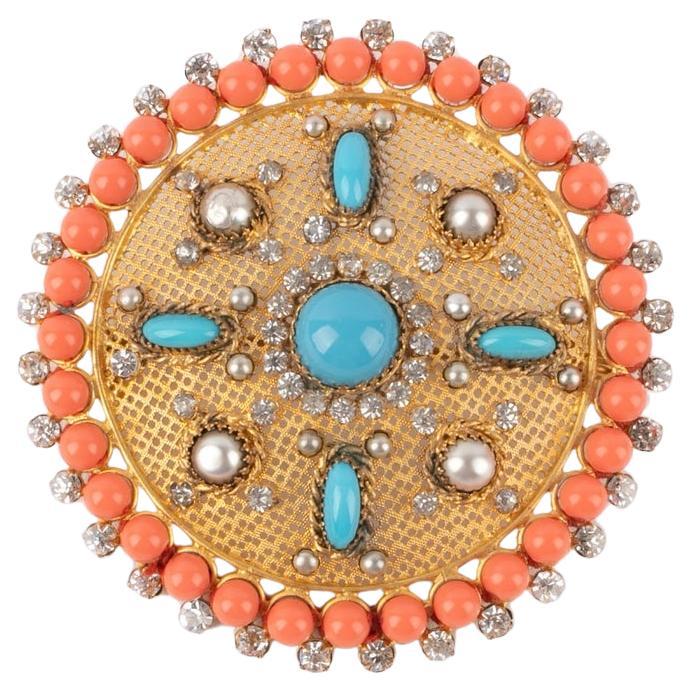 Theater Golden Metal Openwork Circular Drama Brooch For Sale