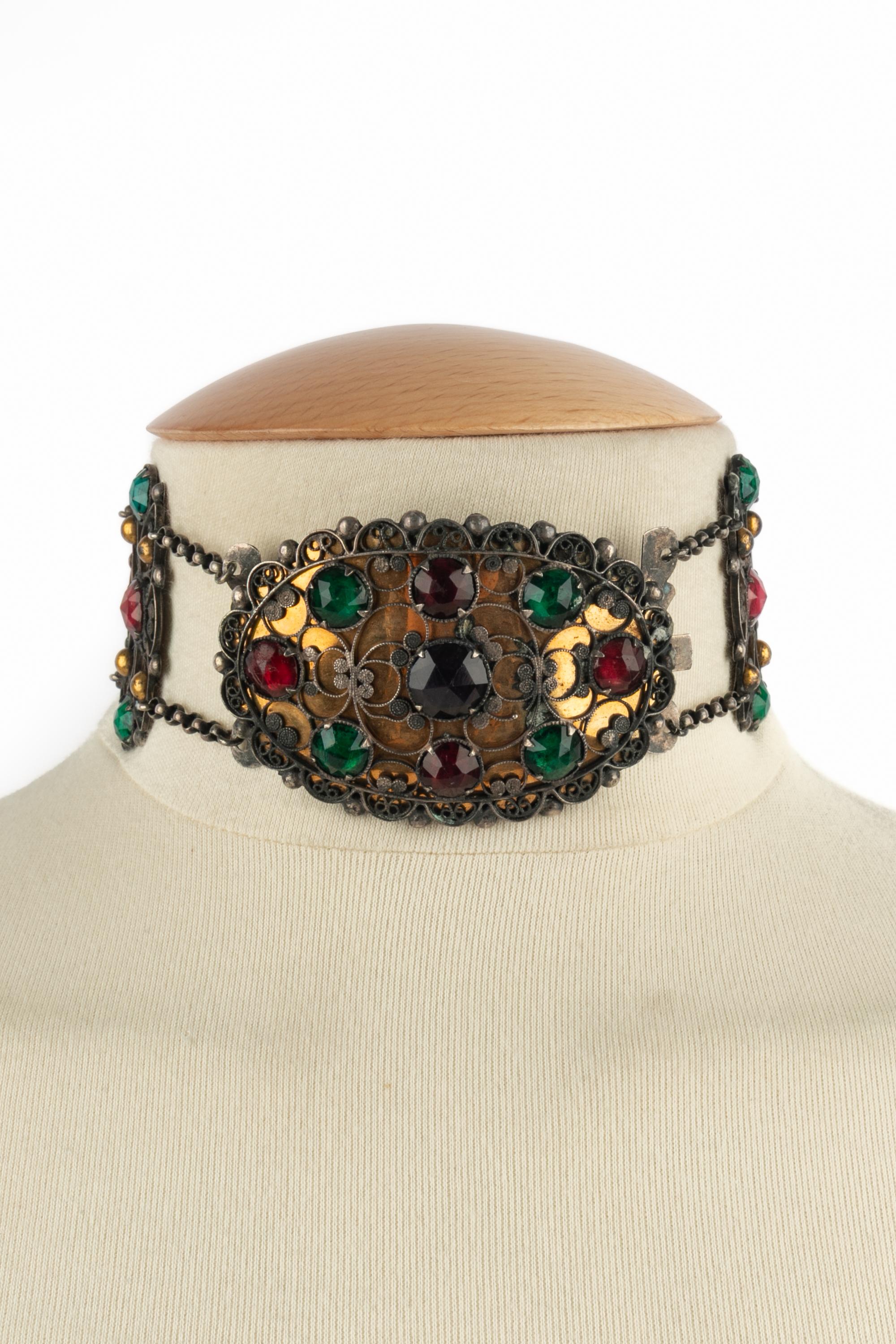 Collana teatrale anni '20 in vendita 6