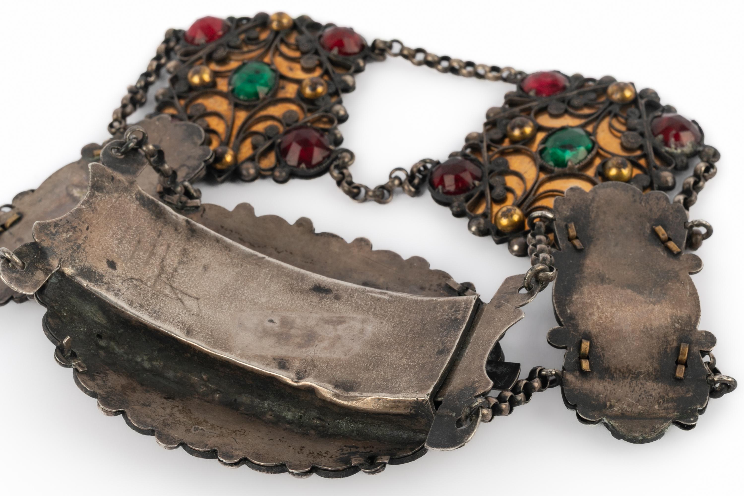 Collana teatrale anni '20 in vendita 3