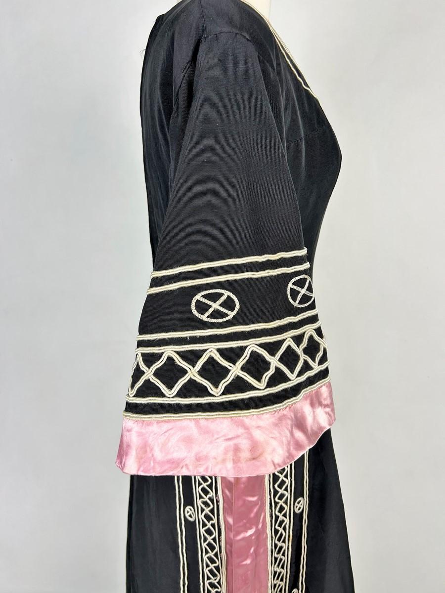 Vêtement de théâtre par Henri Lebrun - Designer de costumes français Circa 1940-1950 Pour femmes en vente