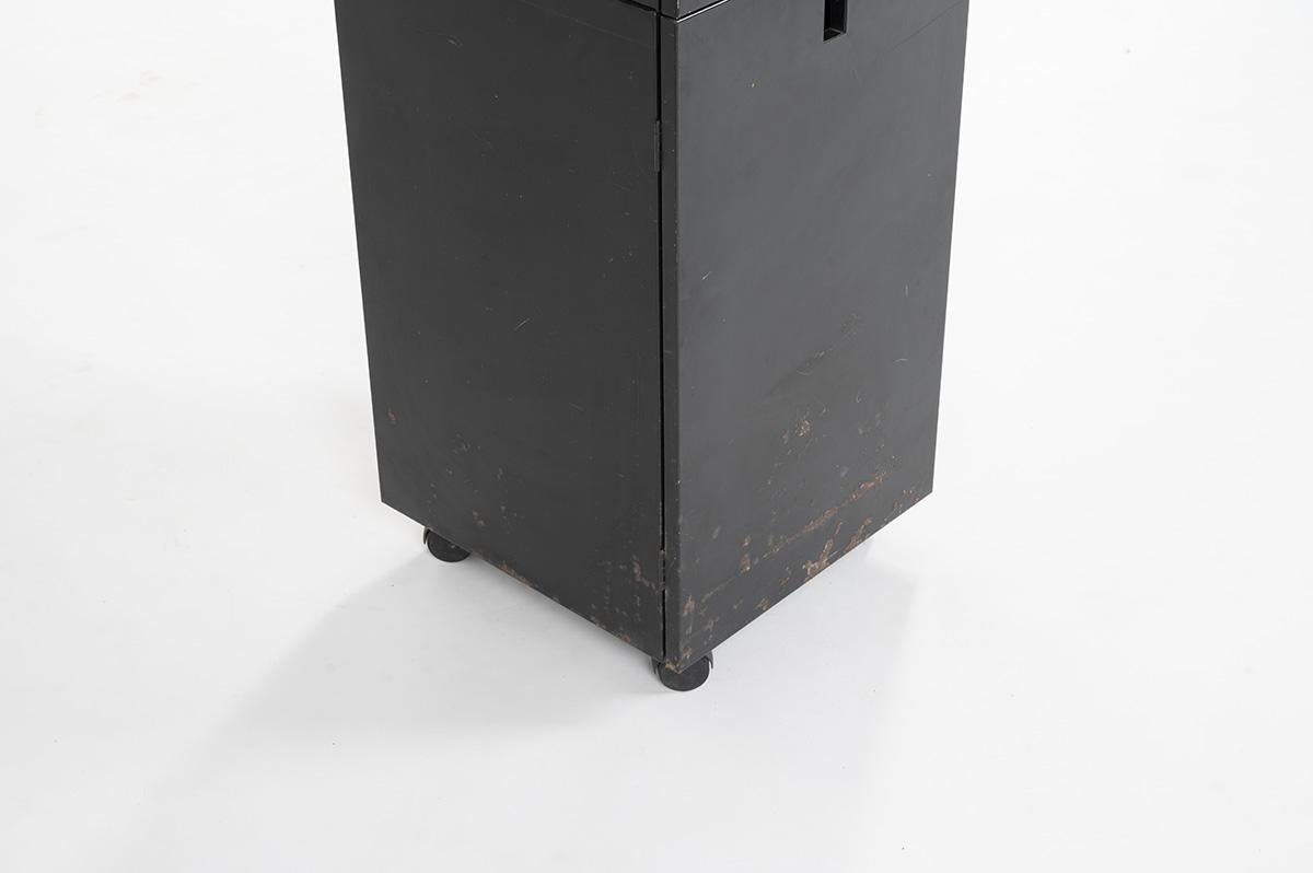 Theatre du monde cabinet by Philippe Starck for XO, 1984 For Sale 10
