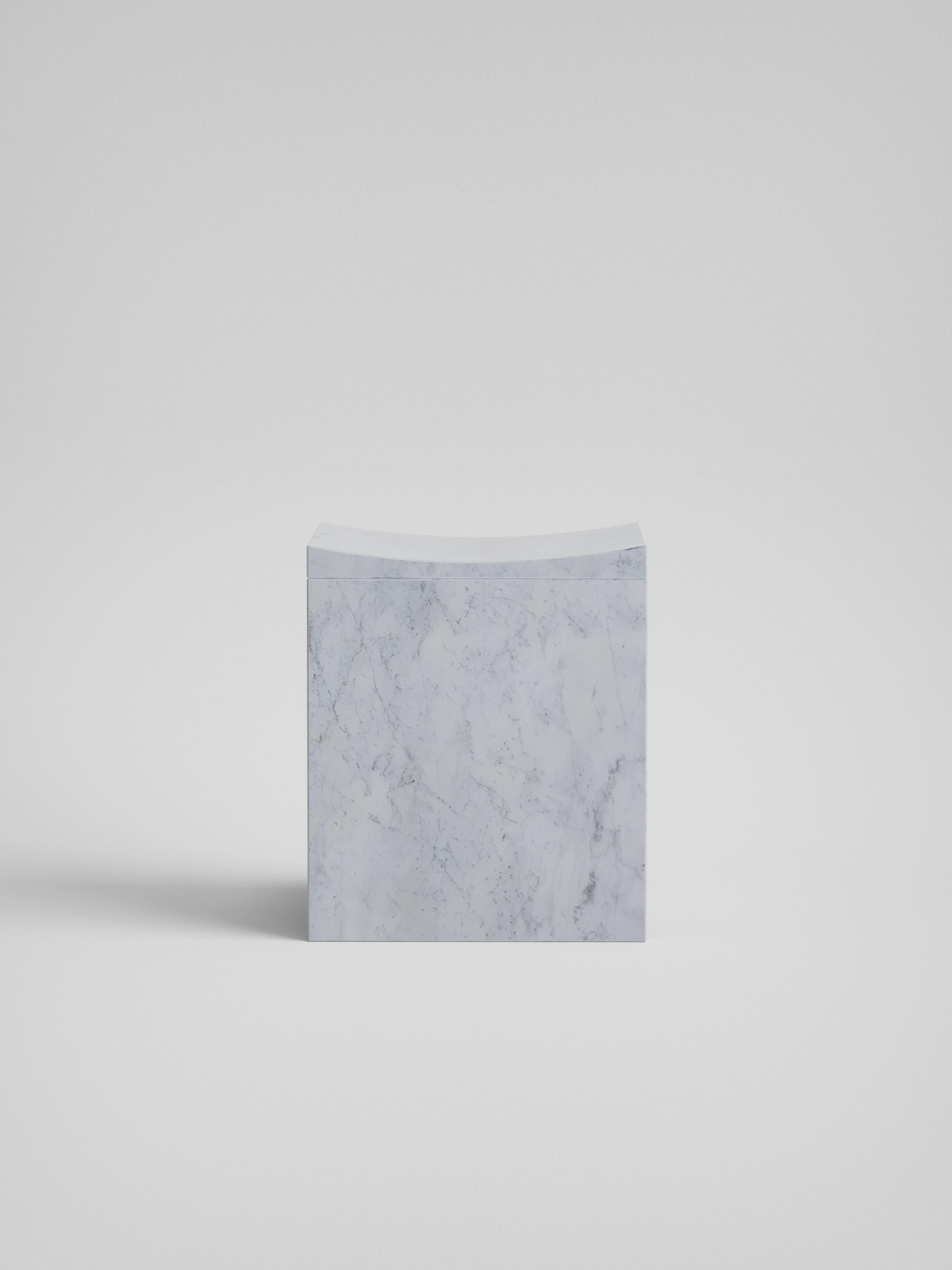 Italian Thebes - Carrara White Marble Contemporary Stool Designed by McGannon Saad in vendita