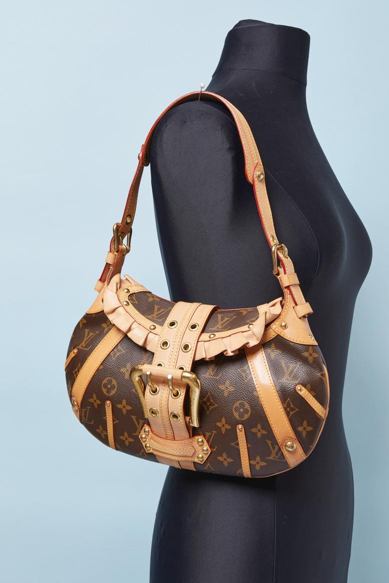 Borsa Theda monogramme in pelle LOUIS VUITTON in vendita 2