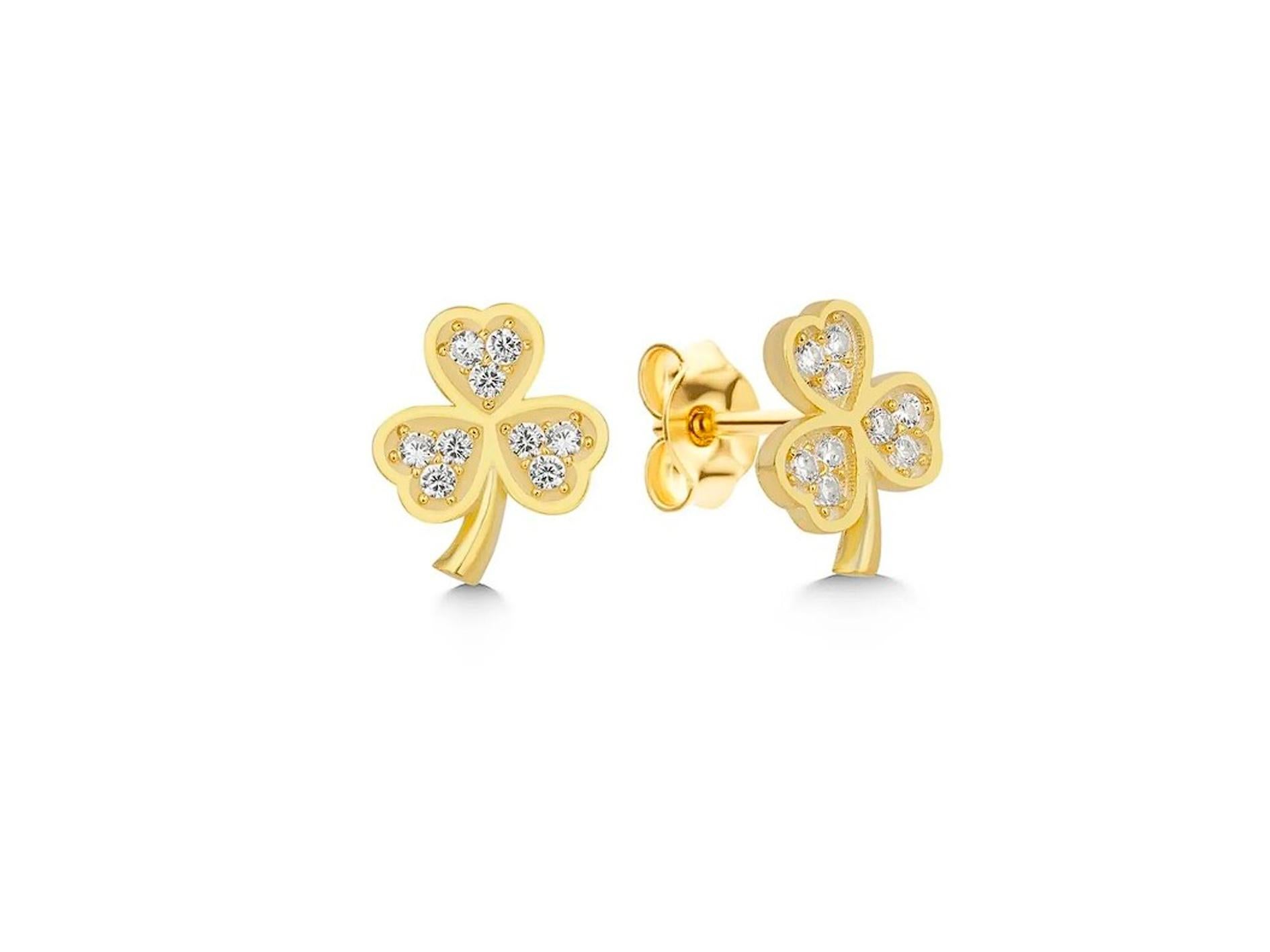 Thee-Leaf Clover Studs Earings in 14k gold.  In New Condition For Sale In Istanbul, TR