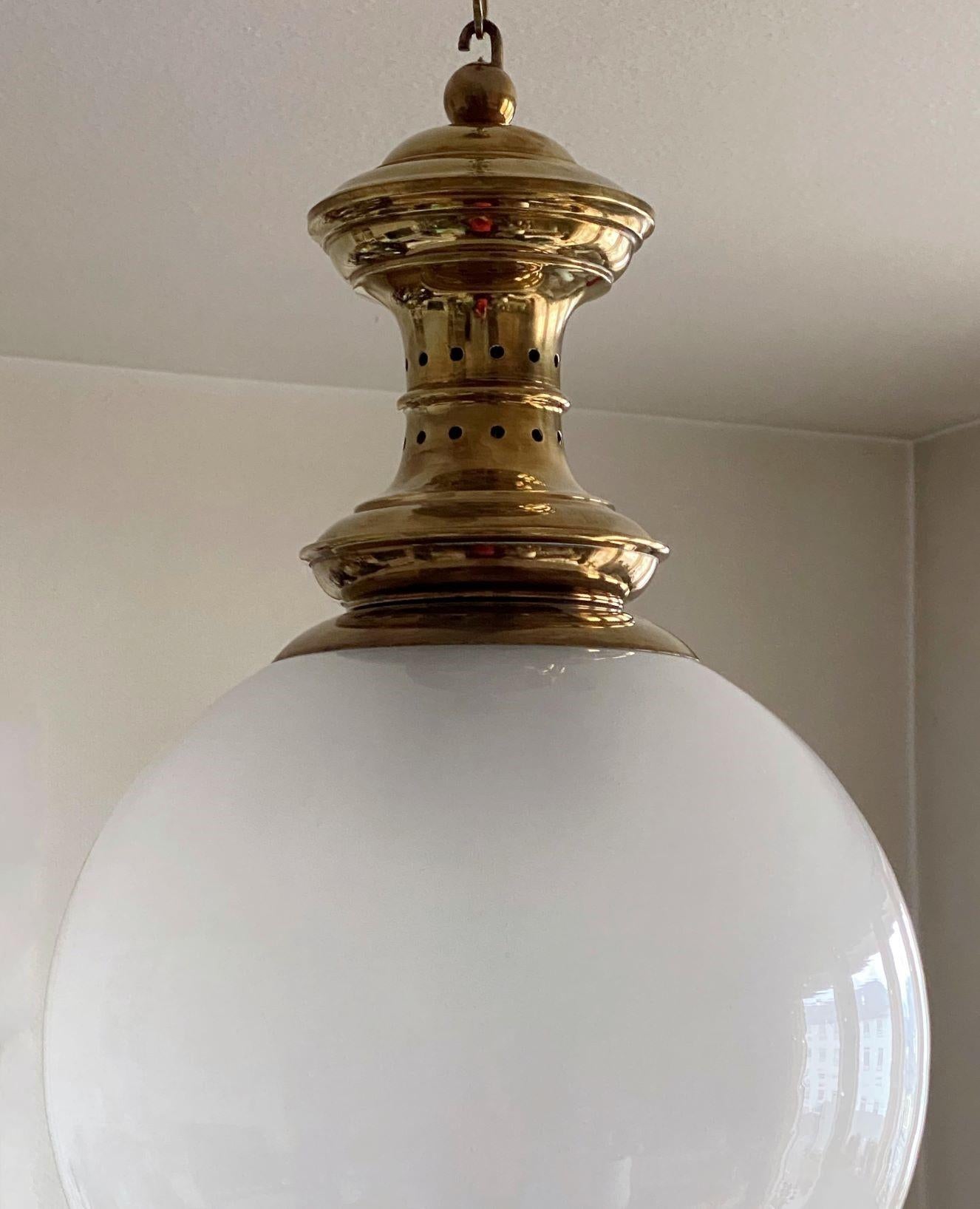 20th Century Large Azucena Murano Opalescent Glass Globe Brass Thee-Light Pendant Italy 1950s For Sale