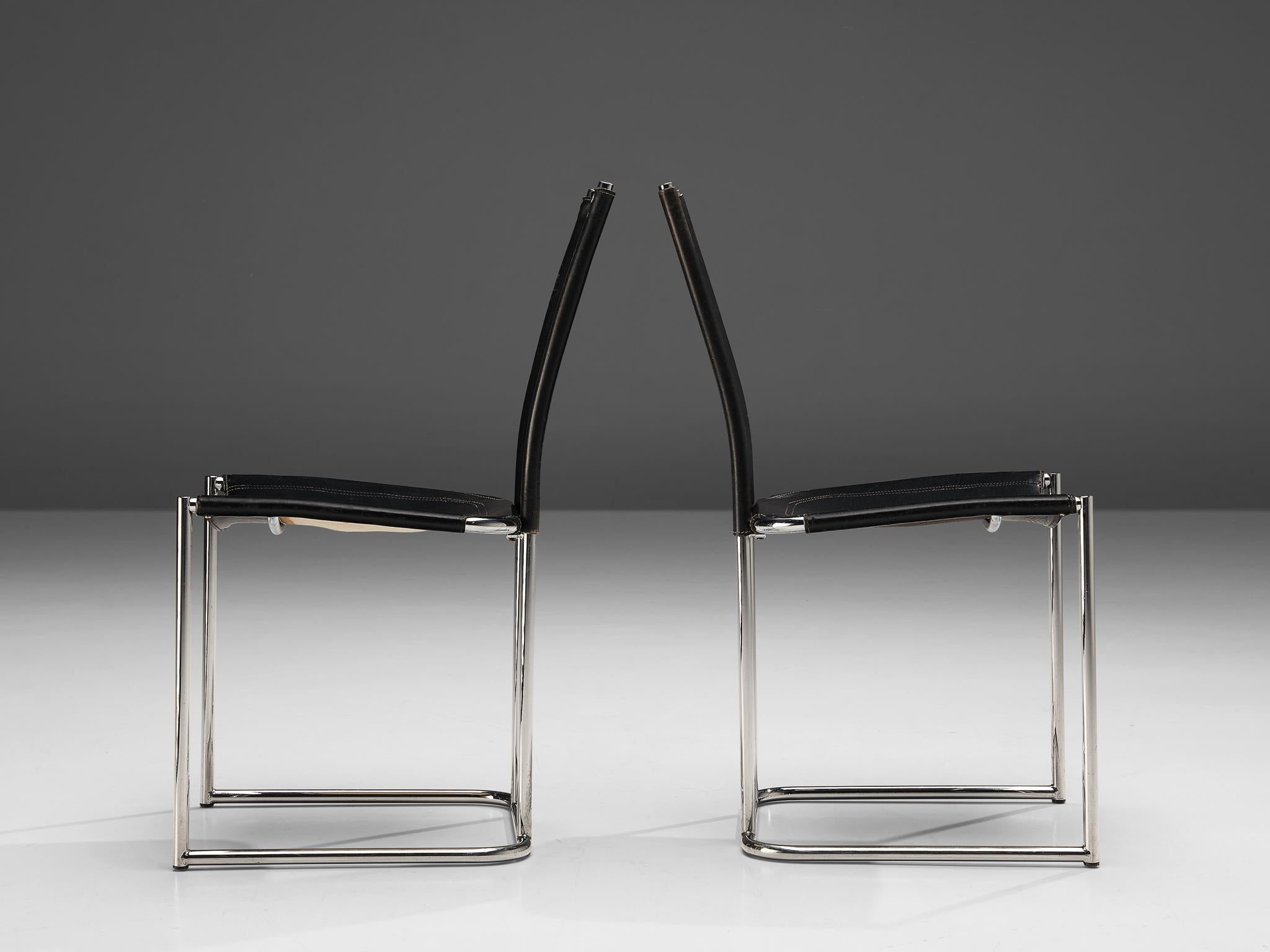 Thema Italy Ensemble de six chaises de salle à manger en acier tubulaire et cuir noir  en vente 3