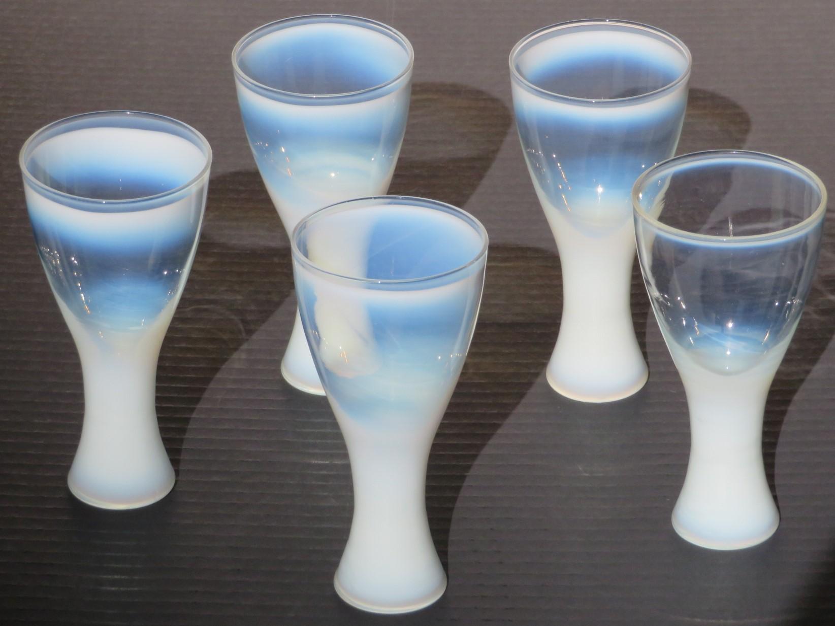Japanese Theme Formal Line Footed Glasses Designed by Russel Wright for Yamato China 60's