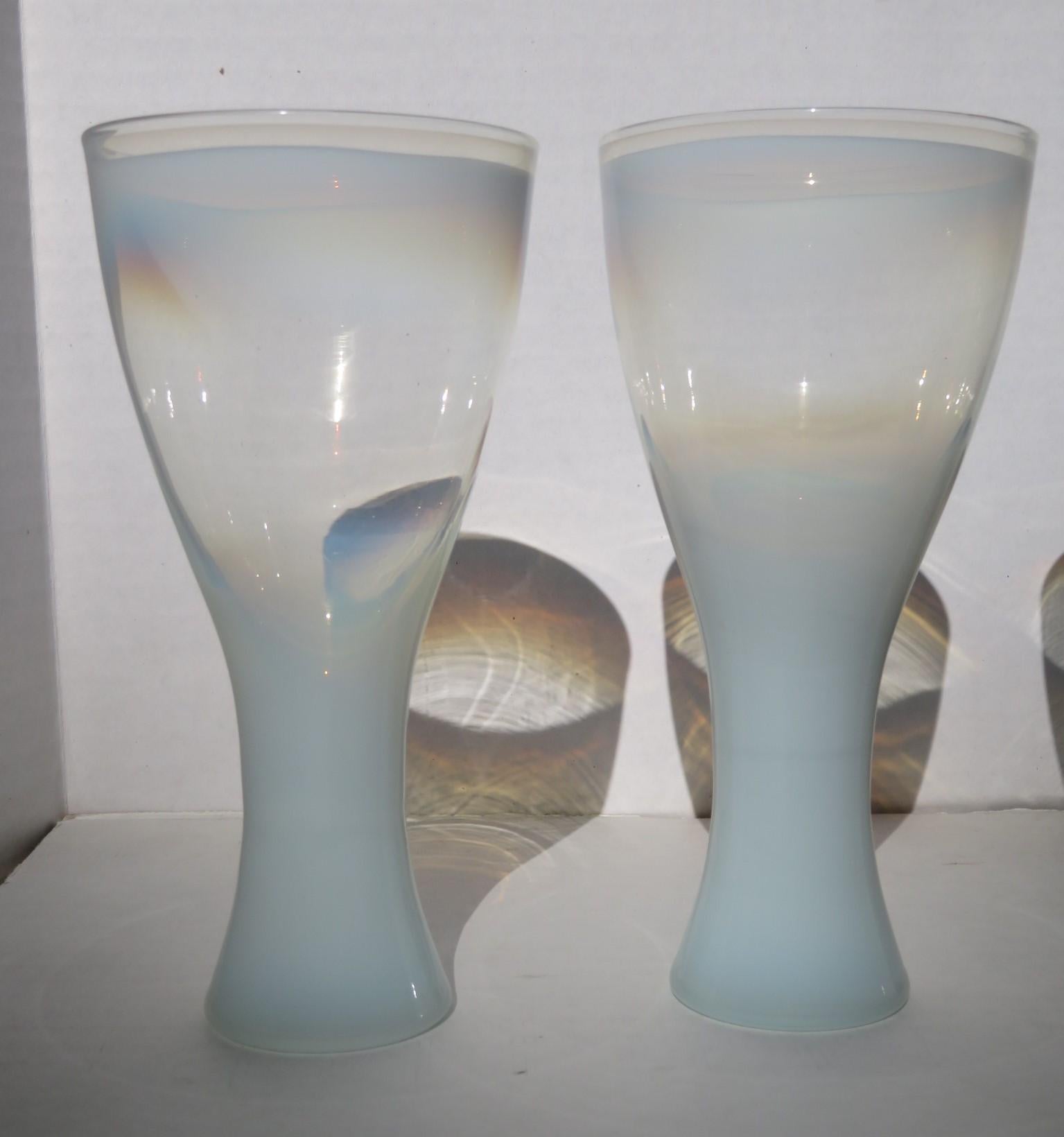 Theme Formal Line Footed Glasses Designed by Russel Wright for Yamato China 60's In Good Condition In Miami, FL