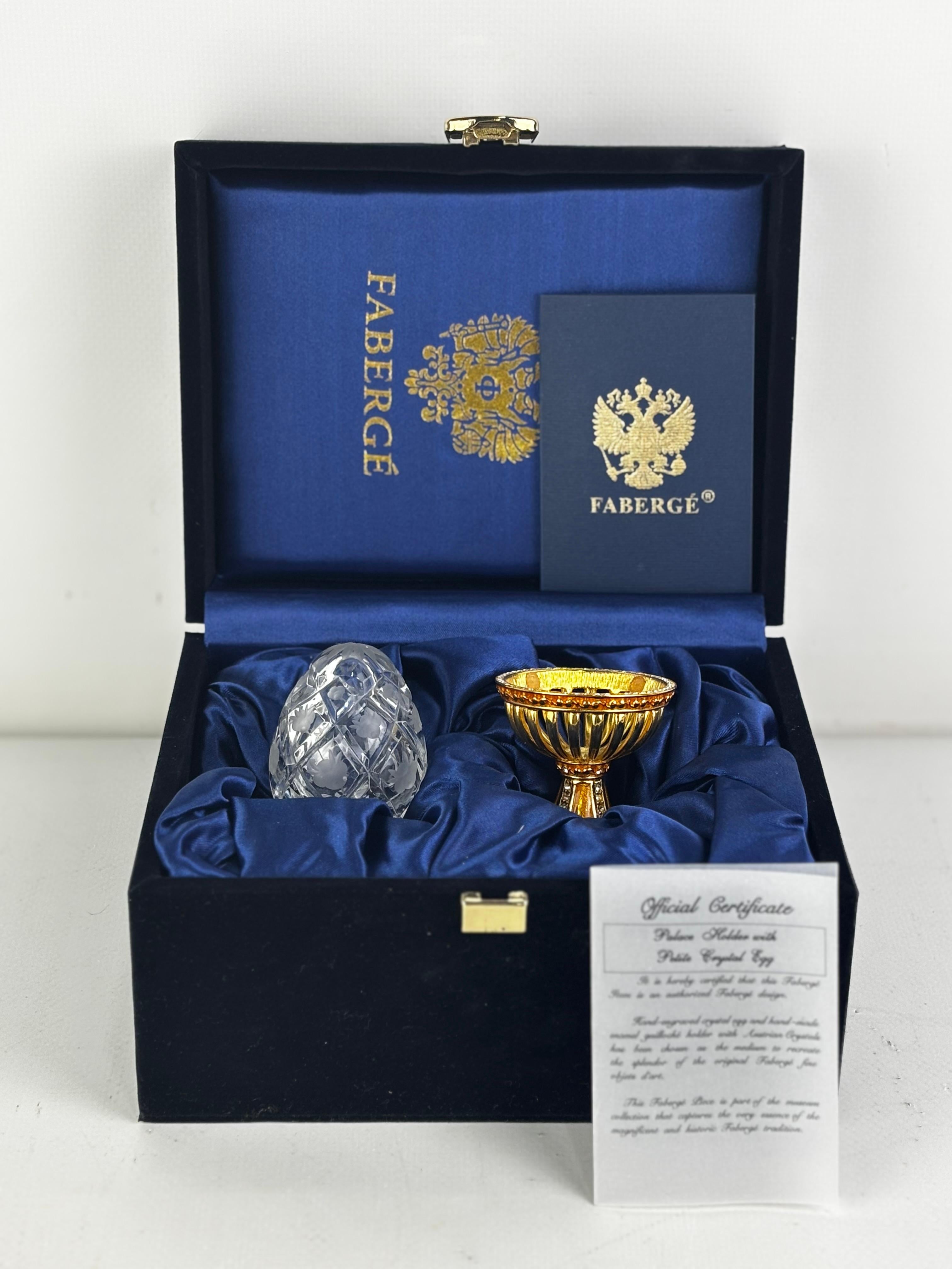 Theo Faberge Figurative Sculpture - Fabergé - Huevo de cristal de roca y bronce -  Con certificado y caja original