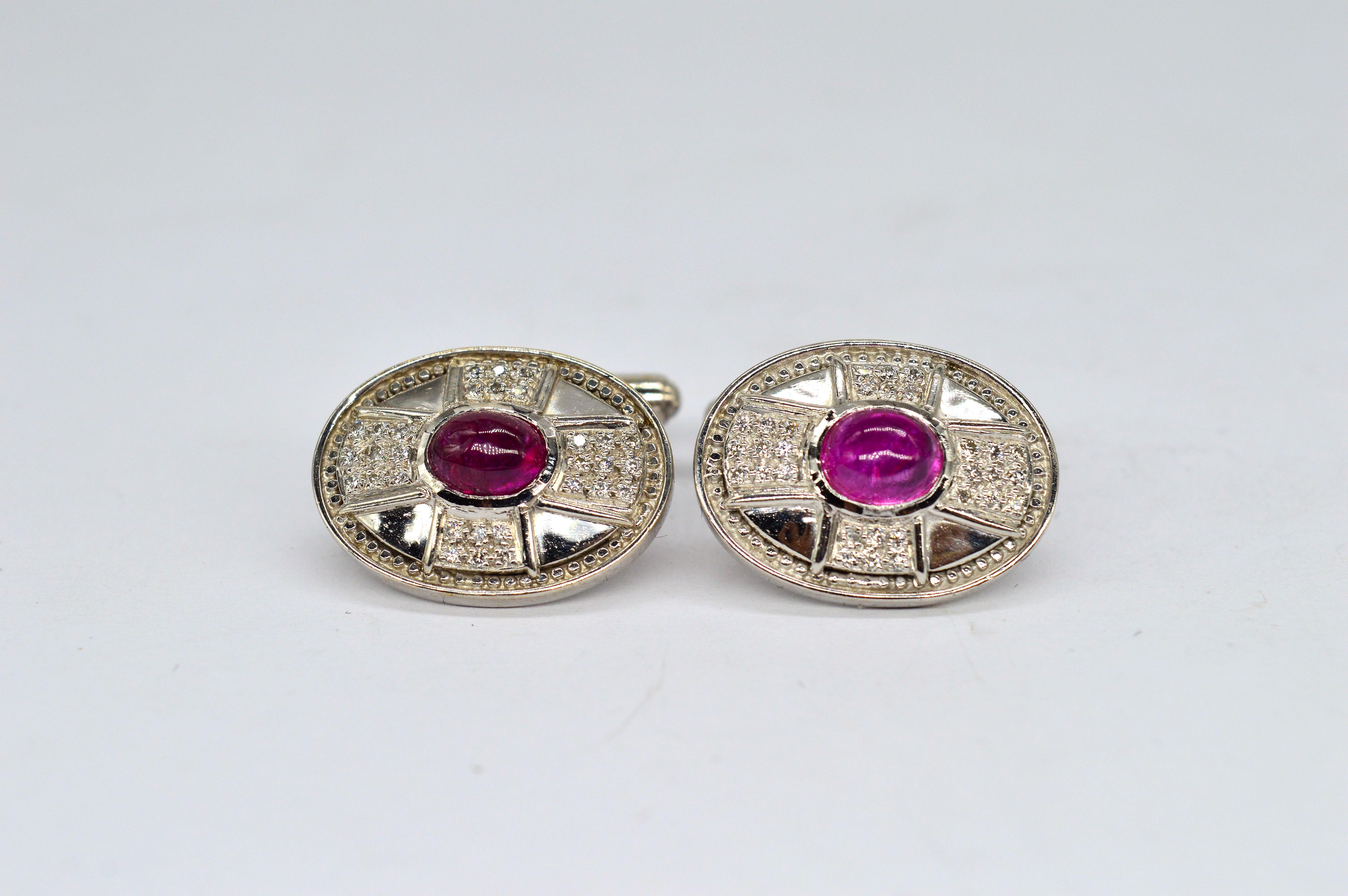 A set of 18ct White gold Diamond and Ruby cufflinks made by Theo Fennel

Crafted using the finest stones available, Theo Fennel's work is known as some of the best there is.

16.39g

We have sold to the set of Hit shows like Peaky Blinders and