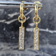 Pendientes de barra Theo Fennell Strip Dangle Diamante talla princesa Oro amarillo de 18 k 4,6 g