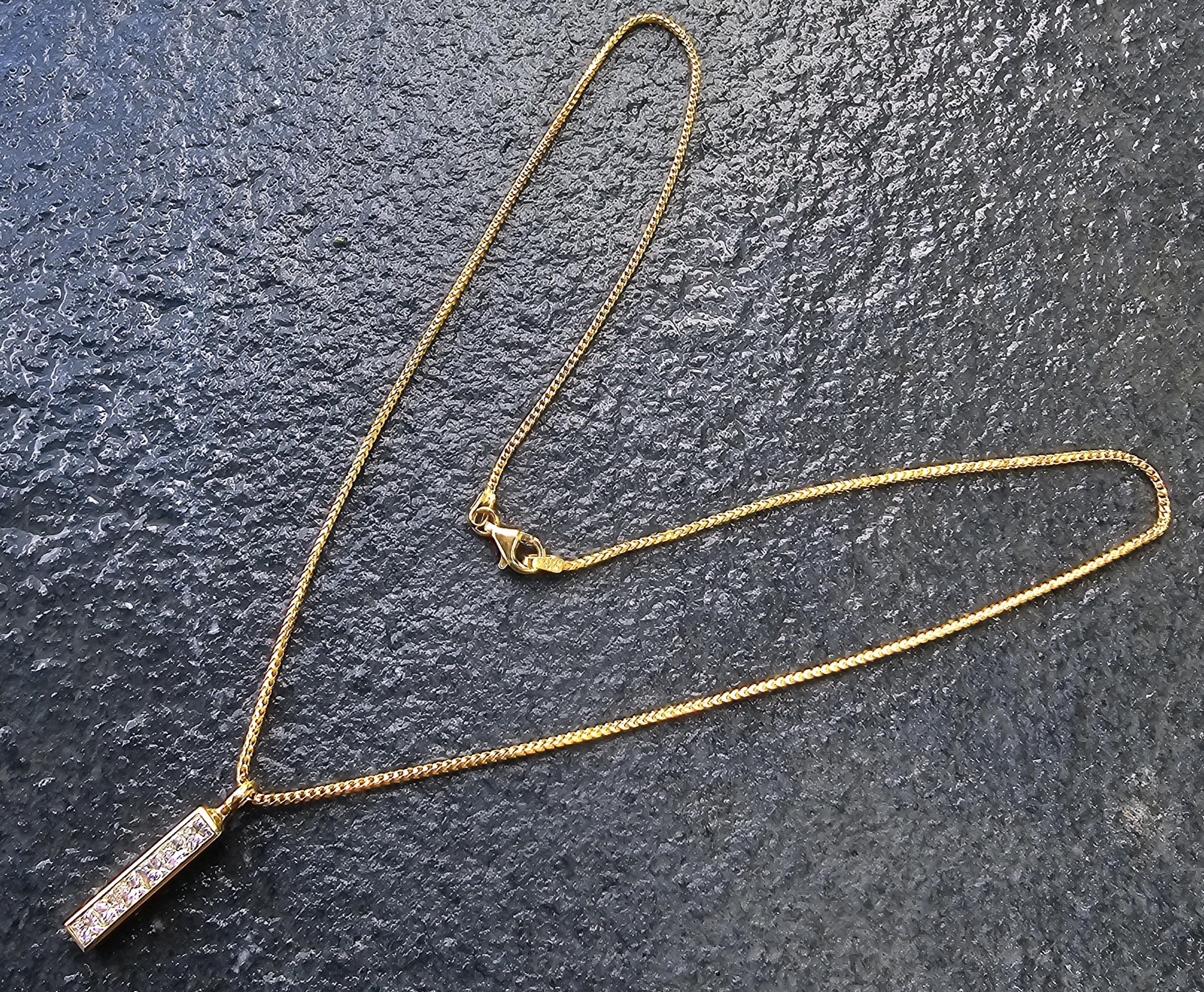 Theo Fennell Pendentif diamant taille princesse or jaune 18k Chaîne 17.5