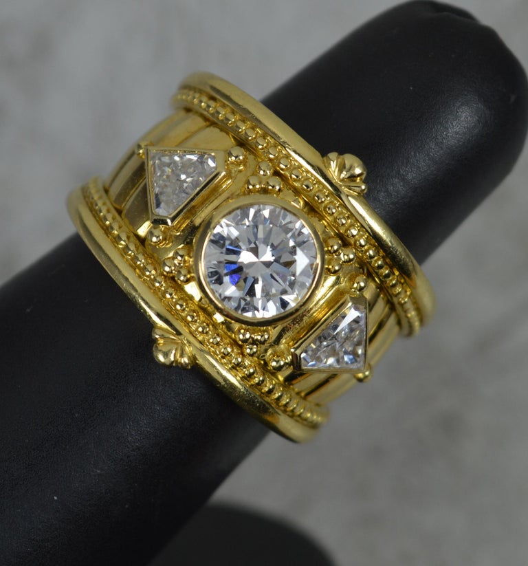 18ct Yellow Gold Diamond Ring 1.00ct TDW - Free Delivery and 5