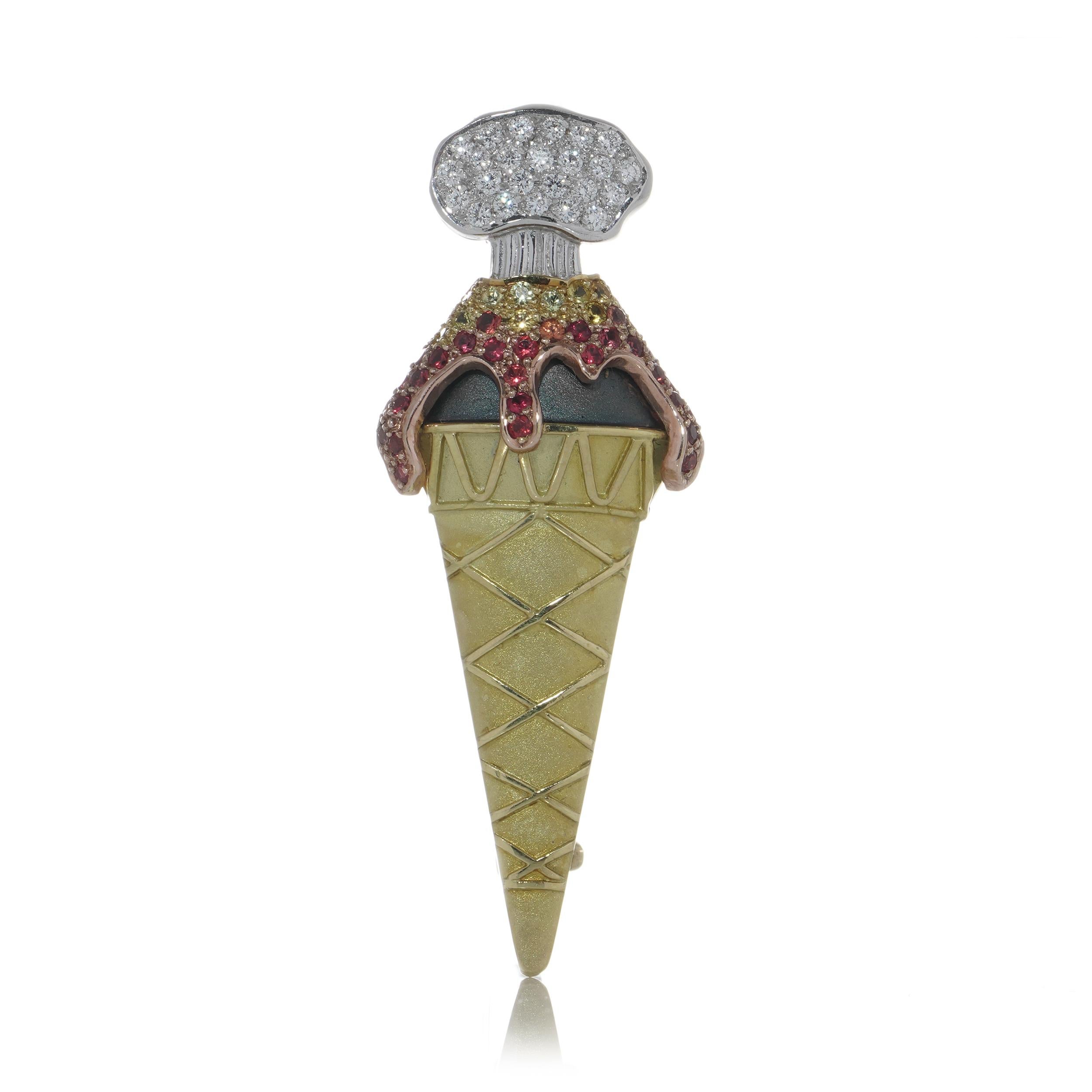 Brilliant Cut Theo Fennell 18kt gold gelato brooch For Sale