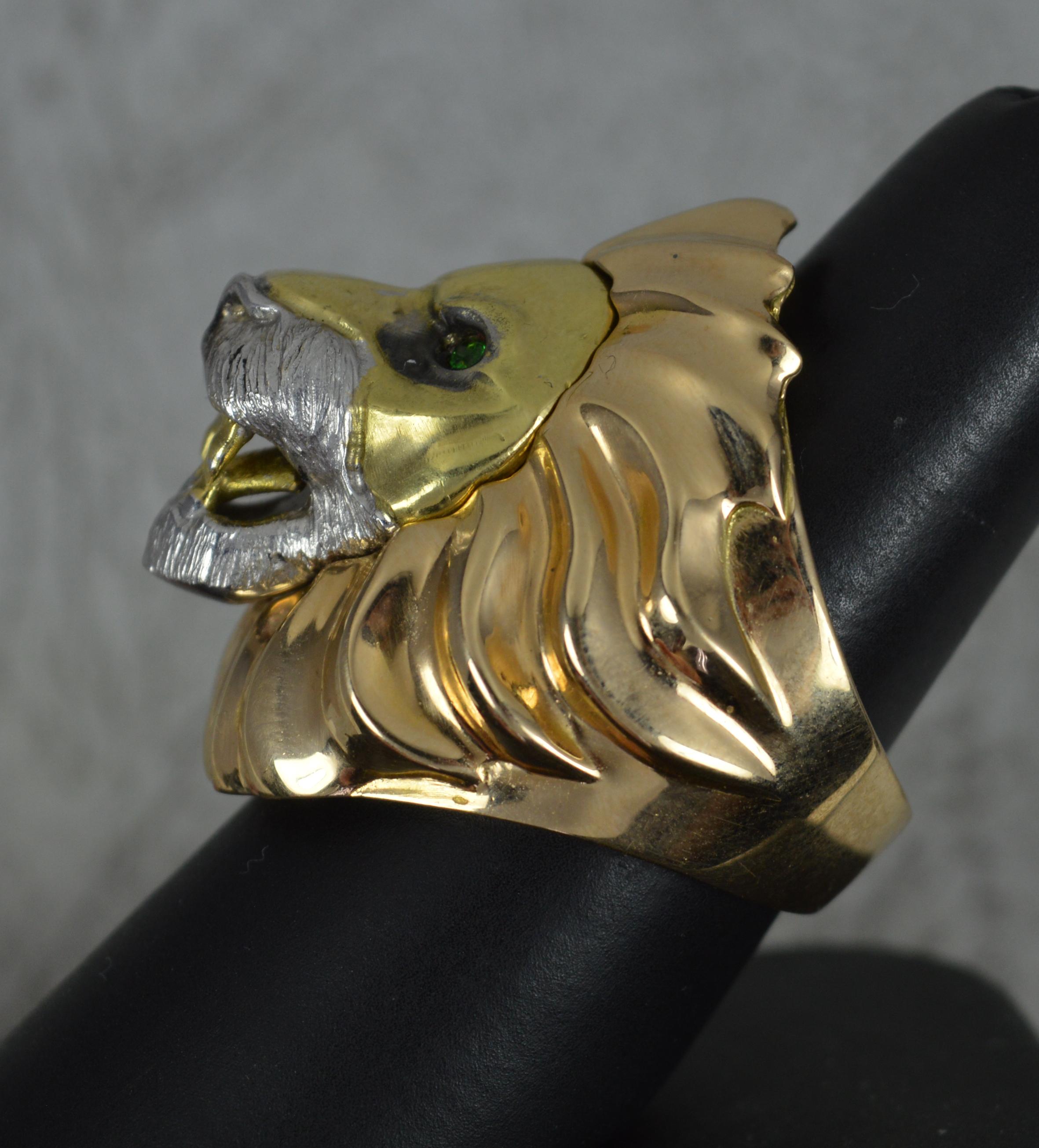 THEO FENNELL Coraggio Heavy 18ct Gold Lion Head Ring inc Box For Sale 5