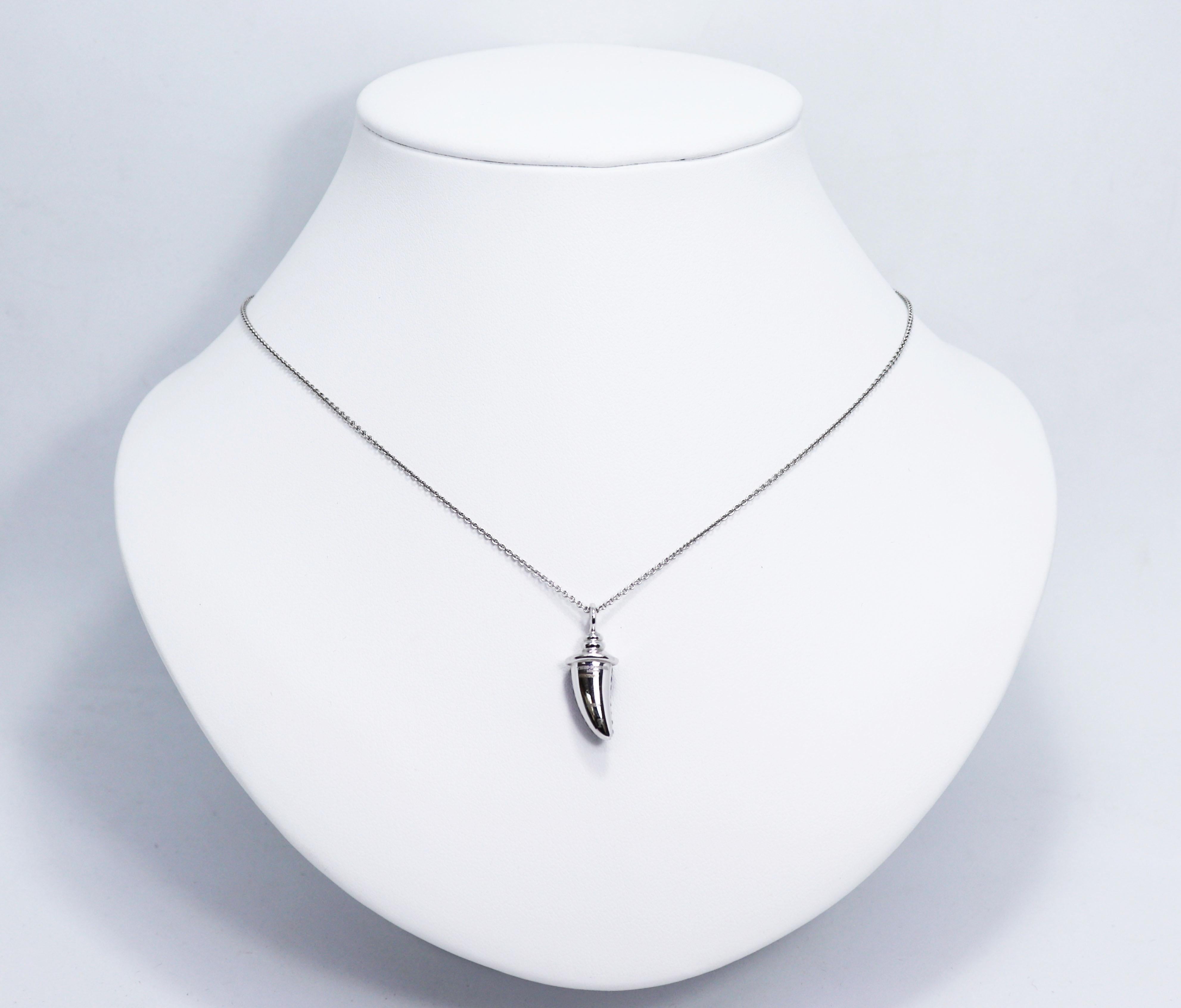 Modern Theo Fennell London 18 Carat White Gold and Black Diamond Horn Pendant and Chain