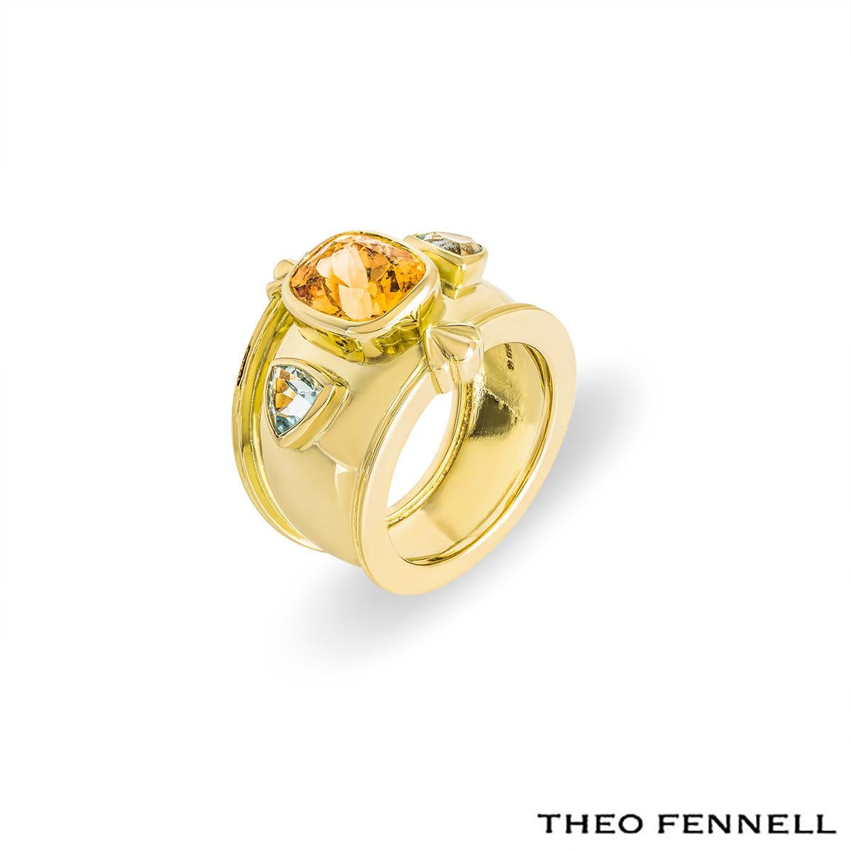 Ein klassischer Kleiderring aus 18 Karat Gelbgold von Theo Fennell aus der Collection'S Bombé. Der Ring mit abgeschrägter Kante ist in der Mitte mit einem Citrin im Kissenschliff in einer Lünettenfassung besetzt. Der Citrin wird durch einzelne