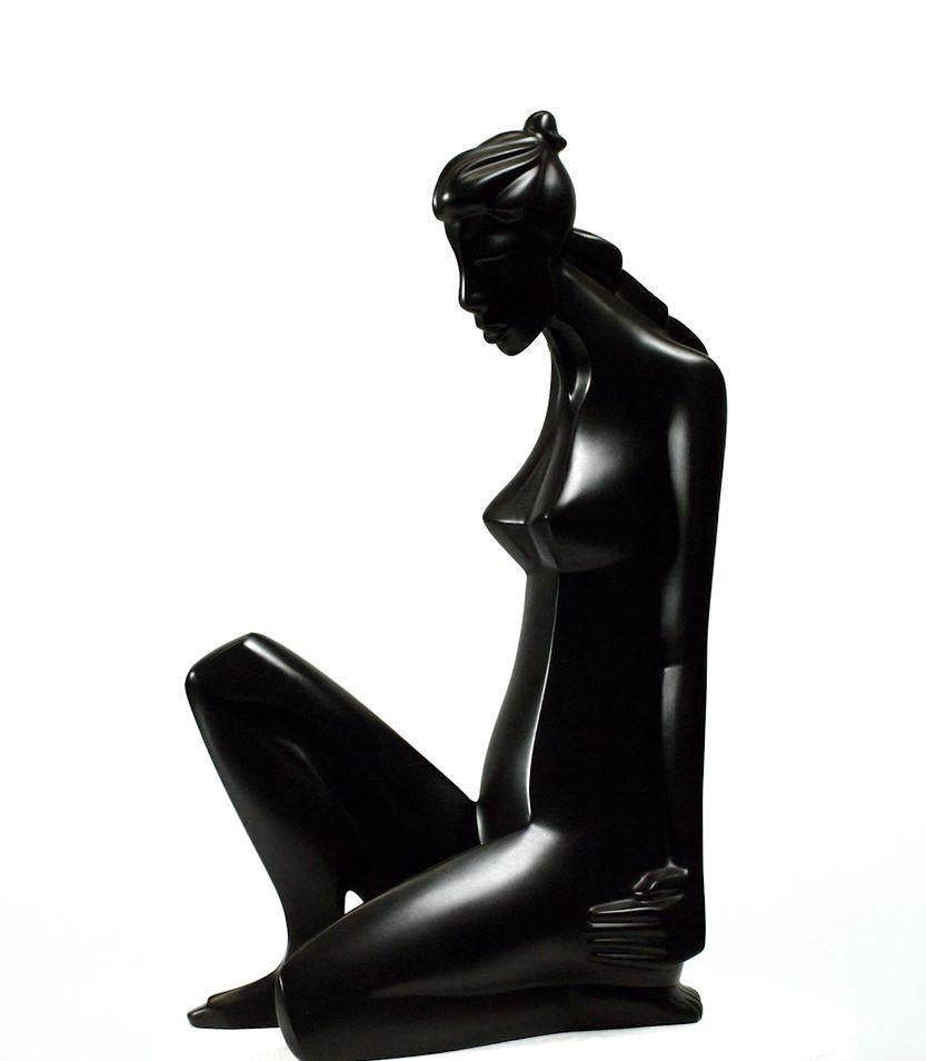 Figurative Sculpture Theo Mackaay - Maagd Virgo, sculpture en bronze vierge, signe du zodiaque, constellation astrologique, noir 