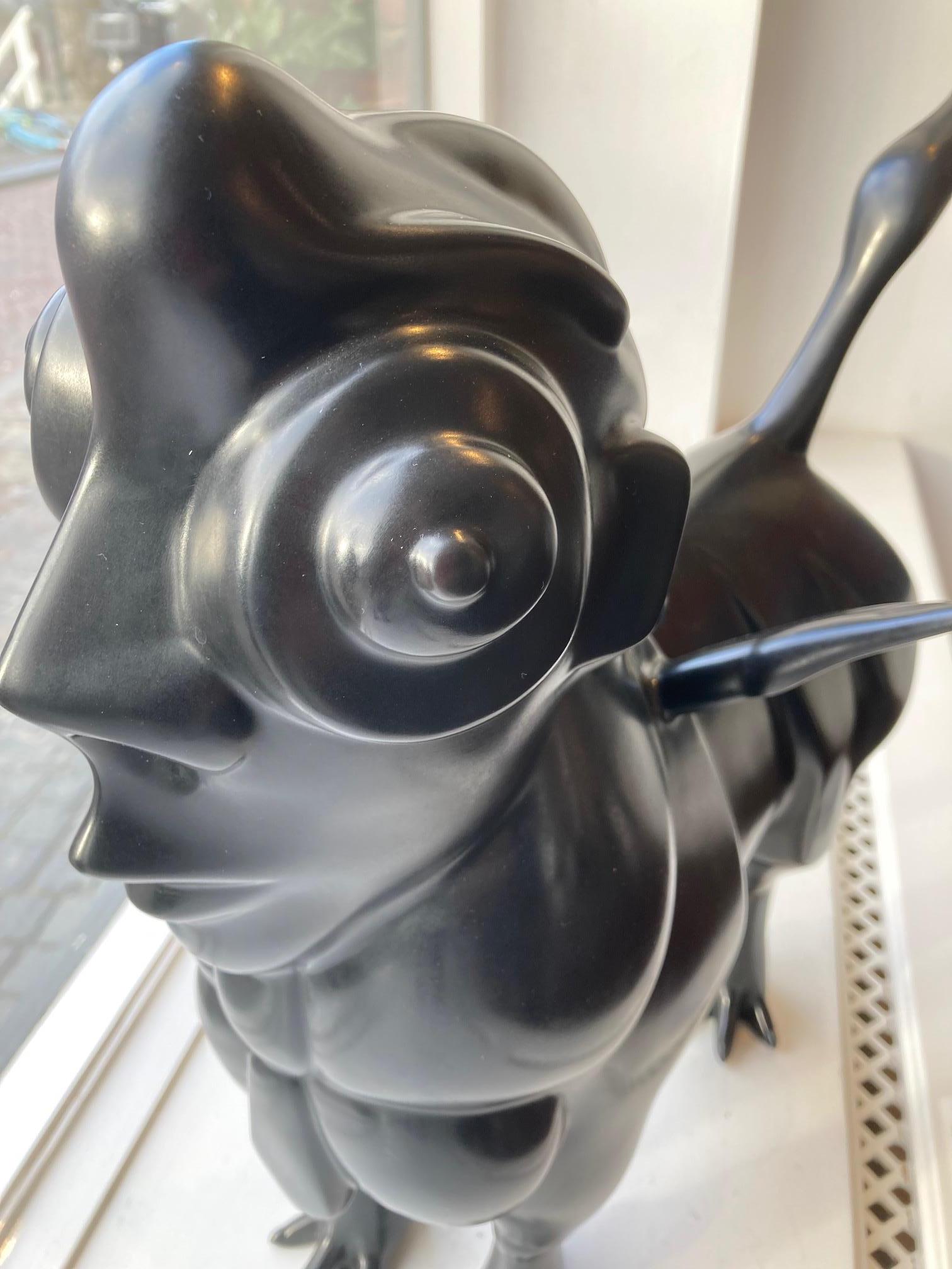 Notarisvogel Escultura de Bronce Pájaro Negro En Stock - Sculpture Contemporáneo de Theo Mackaay