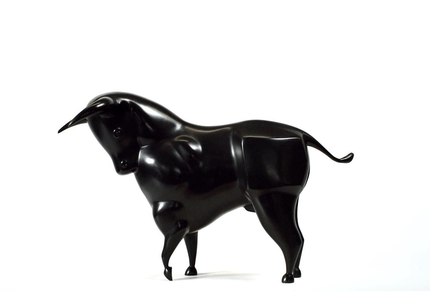Theo Mackaay Figurative Sculpture - Stier Taurus Bull Zodiac Bronze Sculpture Contemporary Black Patina