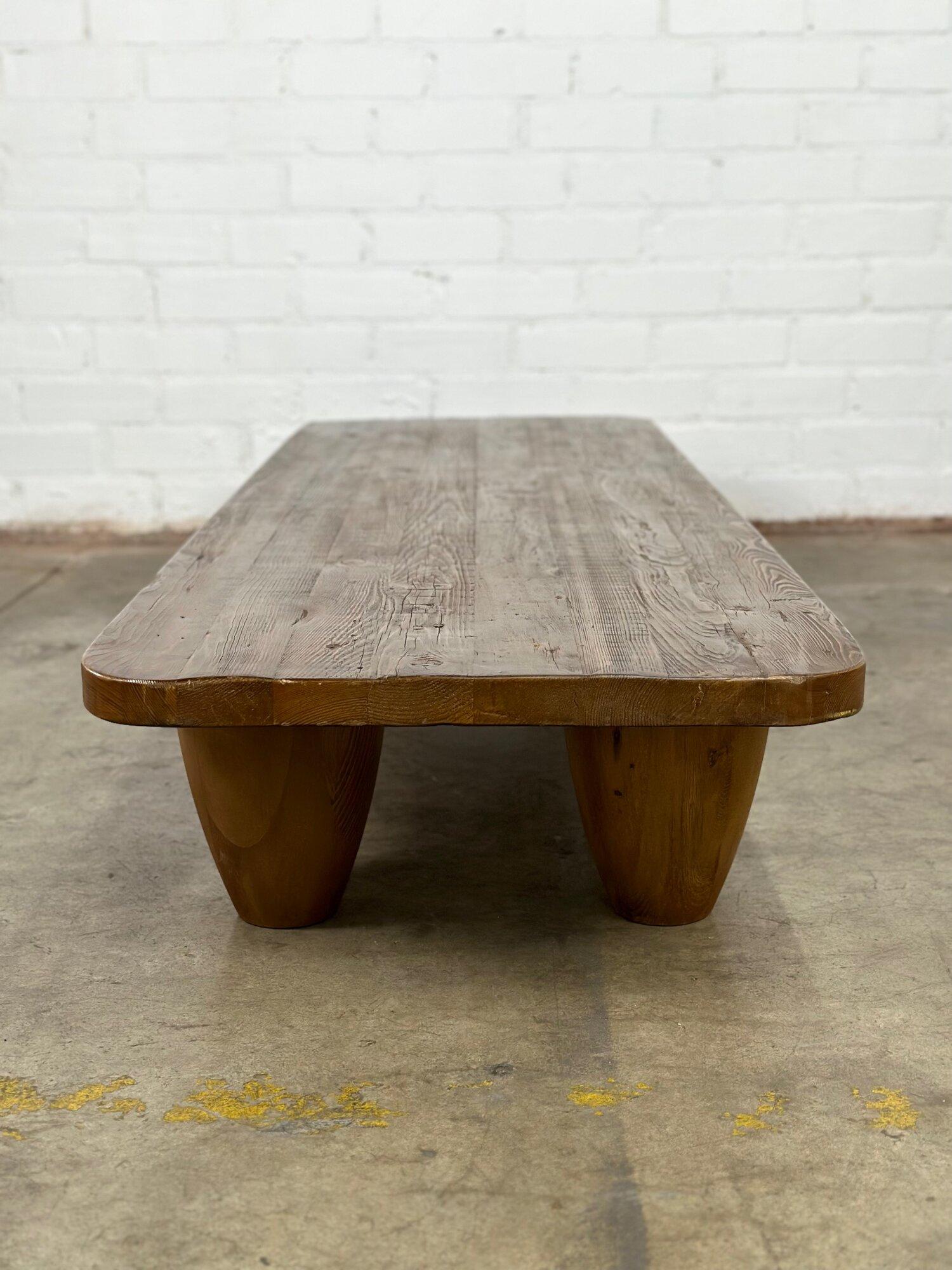 Measures : W76 D24 H11

This beautifully made coffee table has just landed in a light brown stain. There are minor sign of wear, but over all very good condition. The legs can be screwed off.