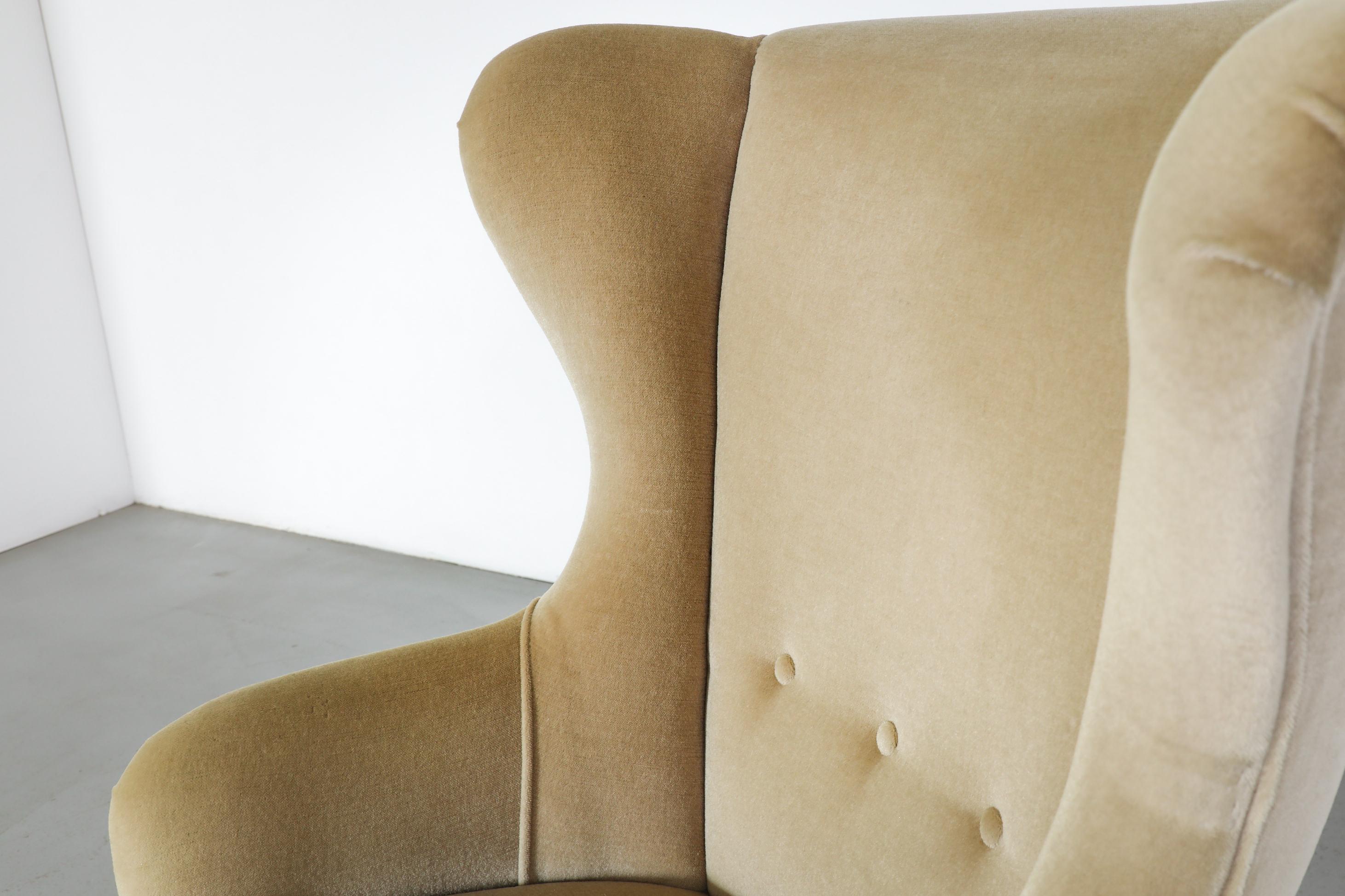 Silla de salón Theo Ruth de mohair beige para Artifort, mediados del siglo XX holandés en venta 5