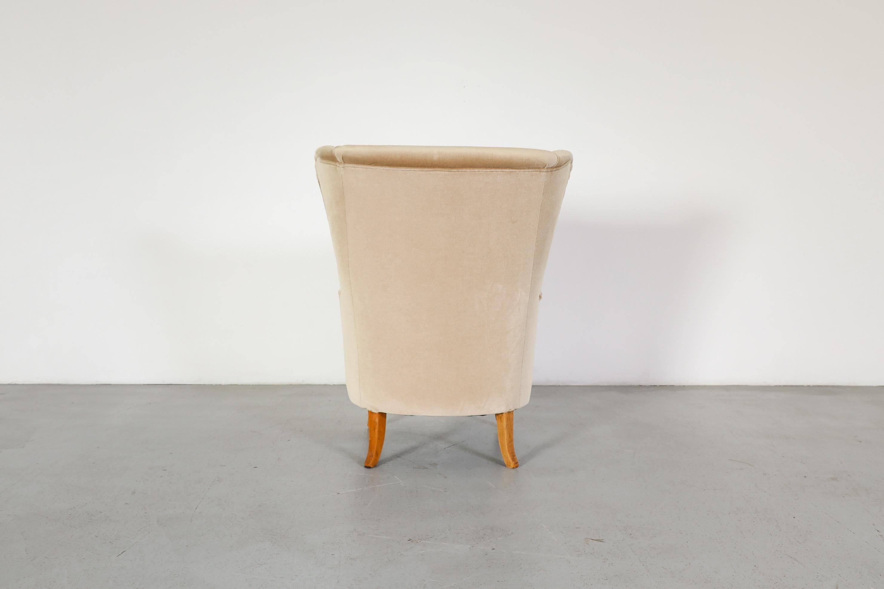 Silla de salón Theo Ruth de mohair beige para Artifort, mediados del siglo XX holandés Mohair en venta