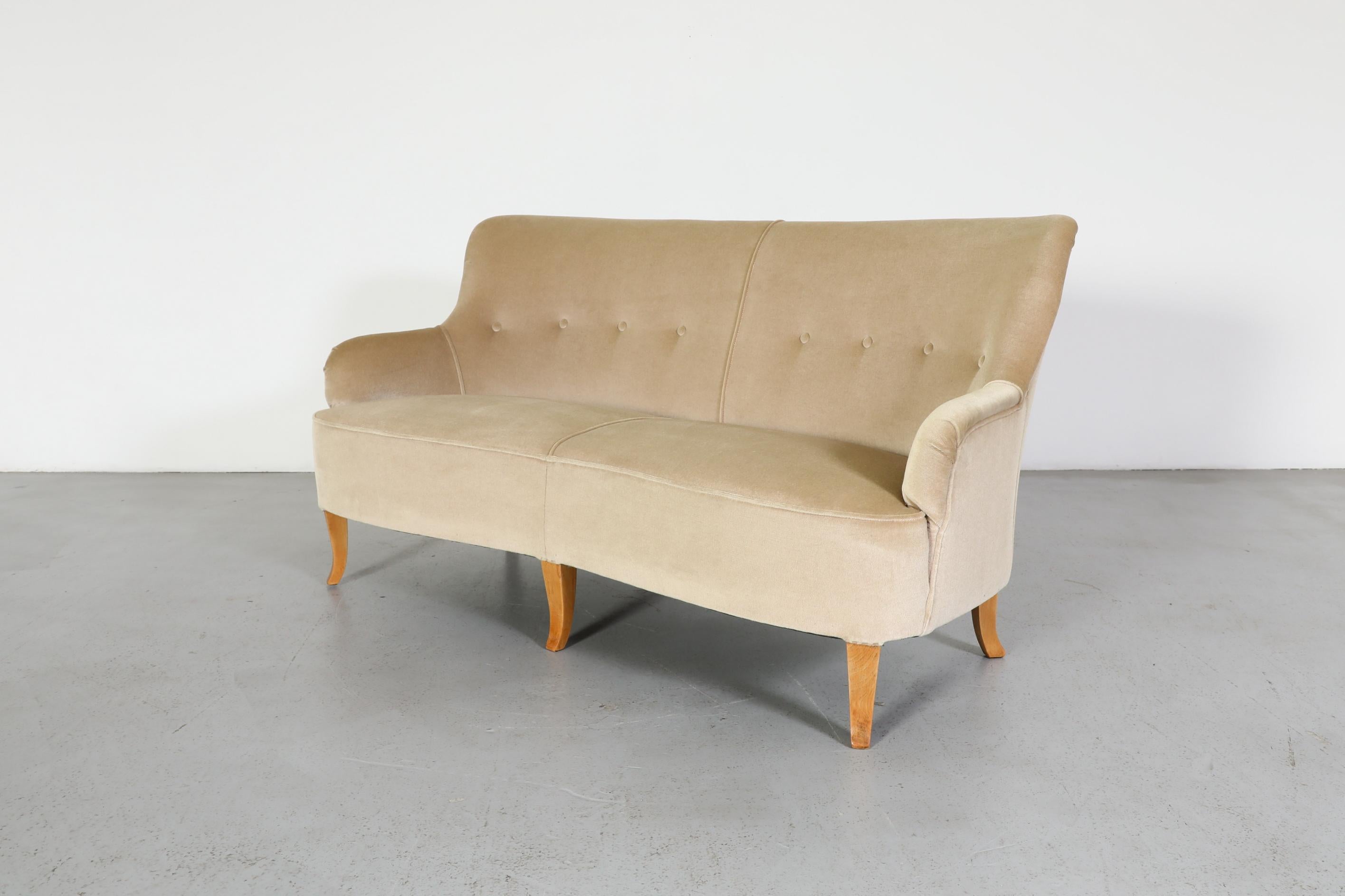 Theo Ruth Canapé en mohair beige pour Artifort en vente 4