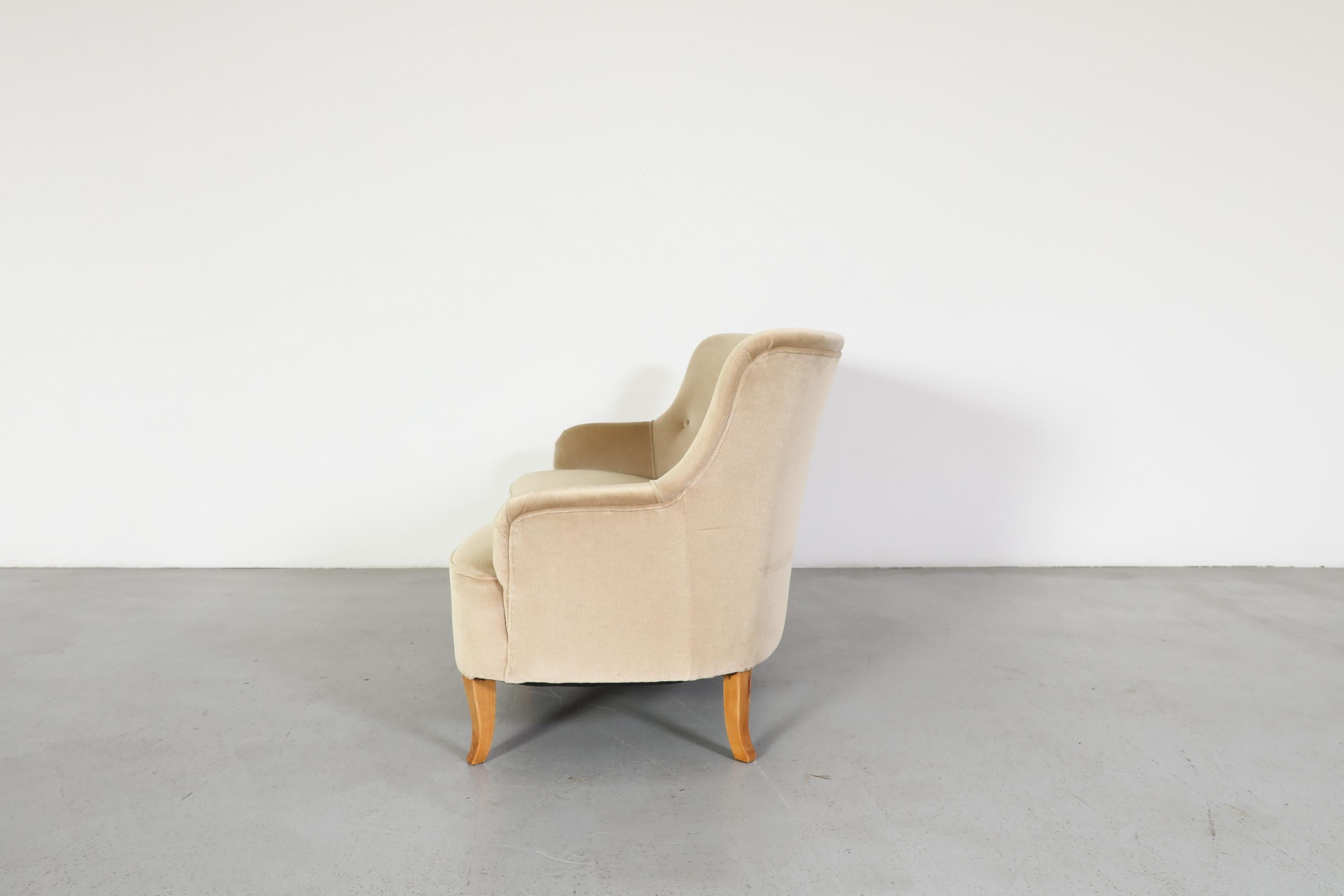 Néerlandais Theo Ruth Canapé en mohair beige pour Artifort en vente