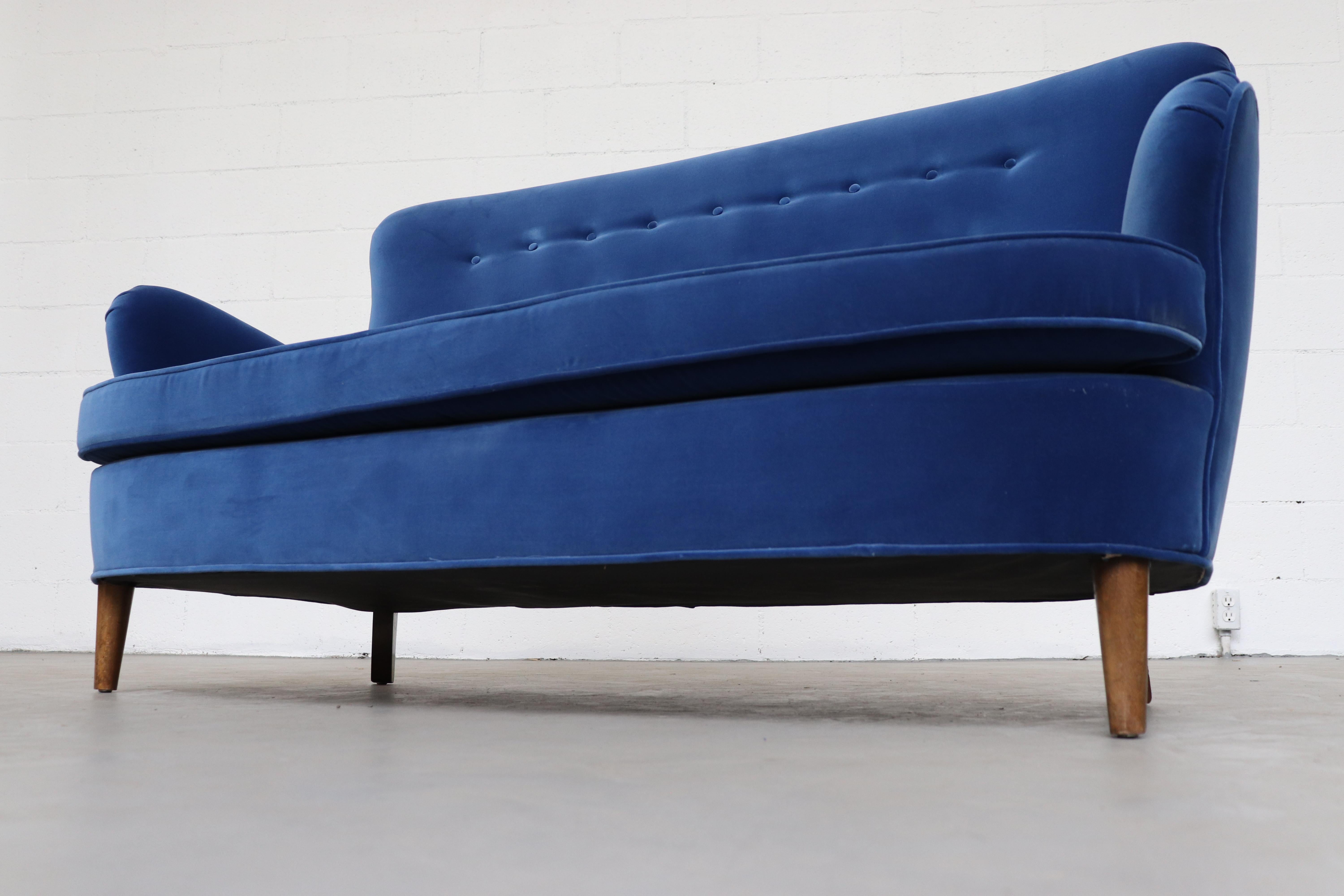 Theo Ruth Cobalt Blue Sofa by Artifort In Good Condition In Los Angeles, CA