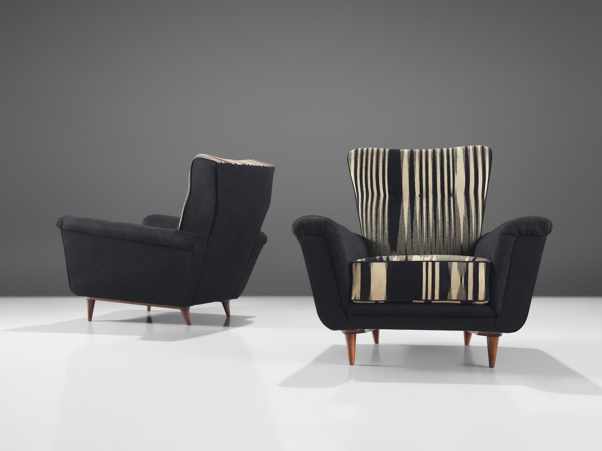 Mid-Century Modern Theo Ruth pour Artifort paire de chaises longues en tapisserie rayée d'origine  en vente