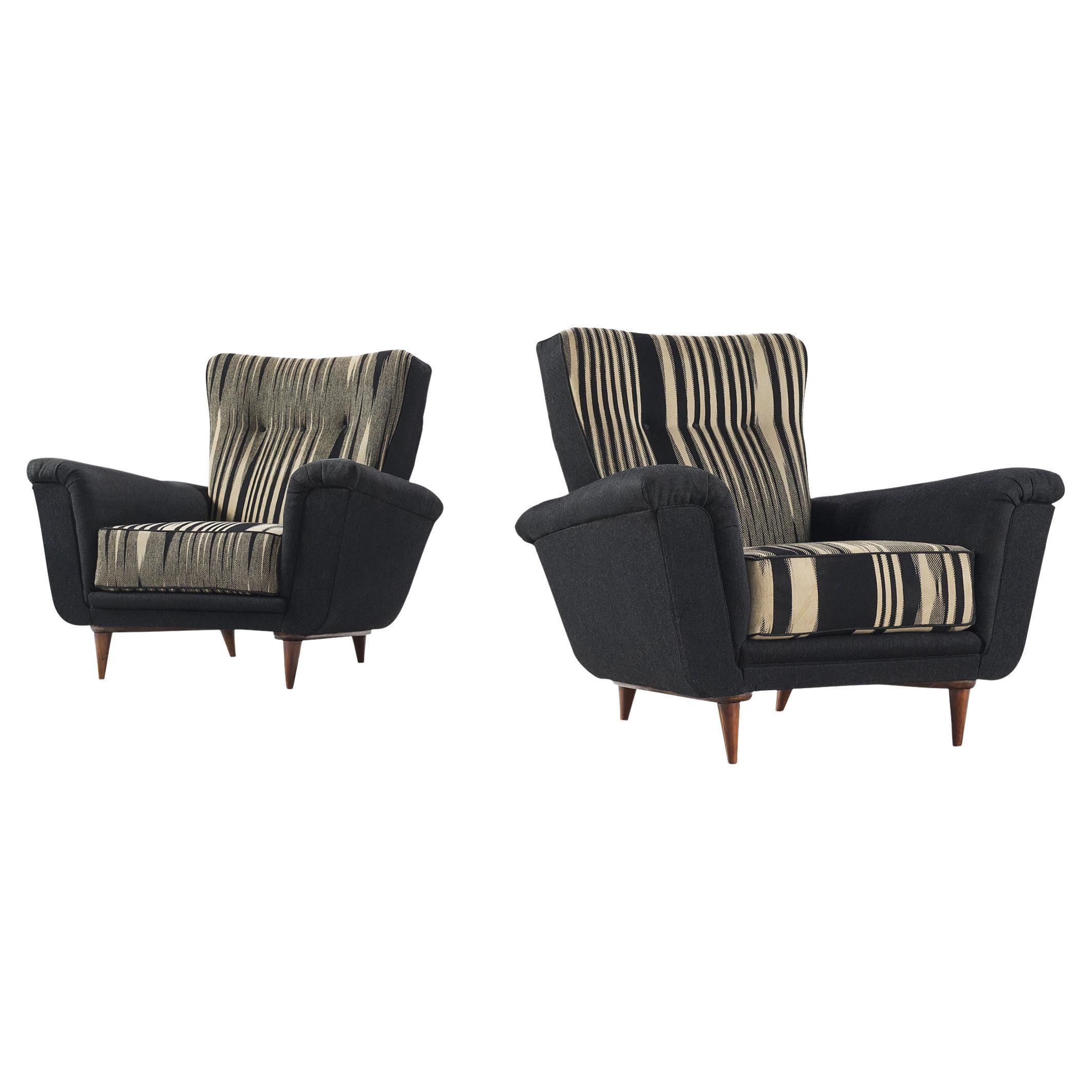 Theo Ruth pour Artifort paire de chaises longues en tapisserie rayée d'origine  en vente
