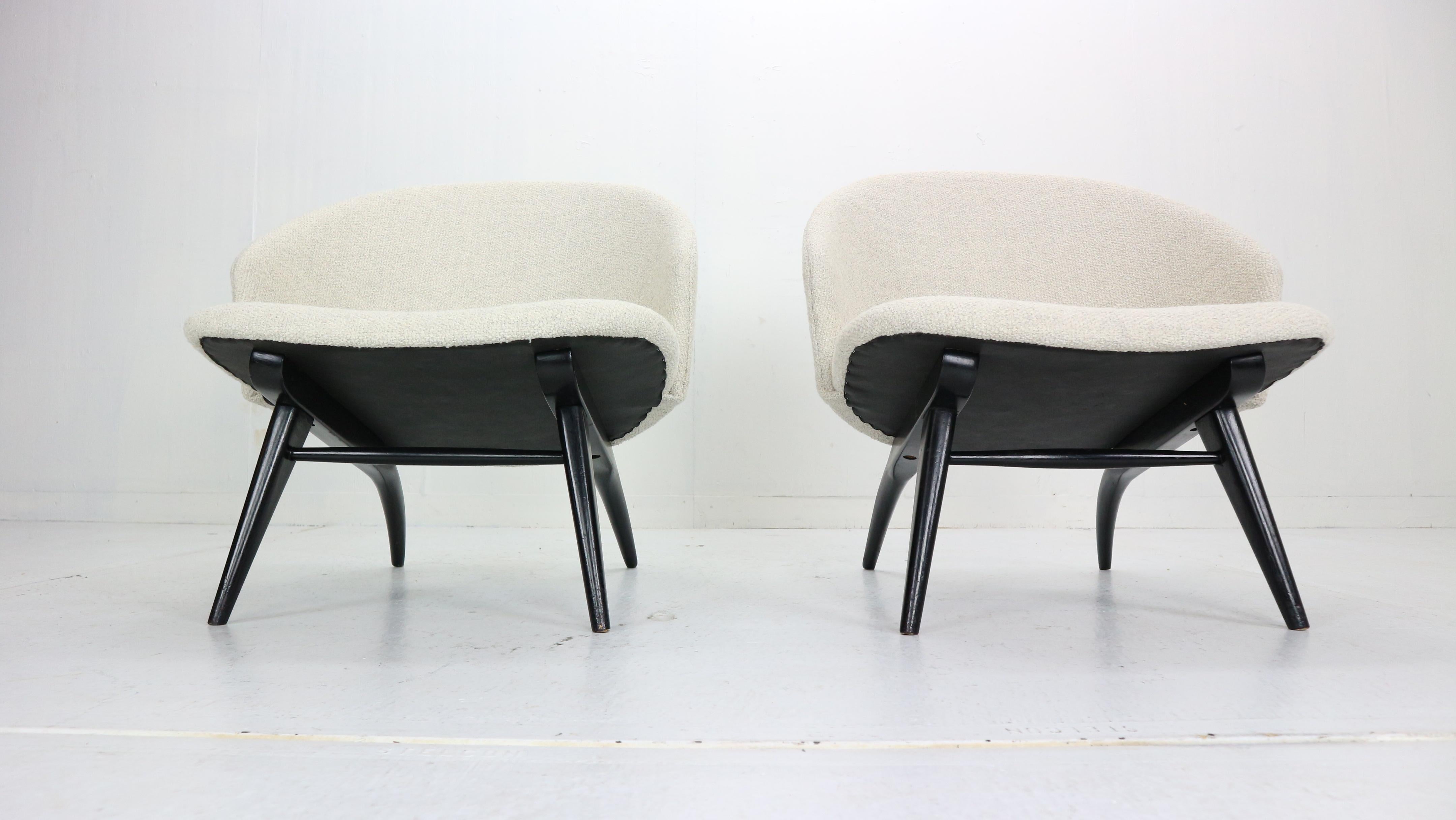 Theo Ruth Set of Two Lounge Chairs for Artifort, 1950s In Good Condition In The Hague, NL