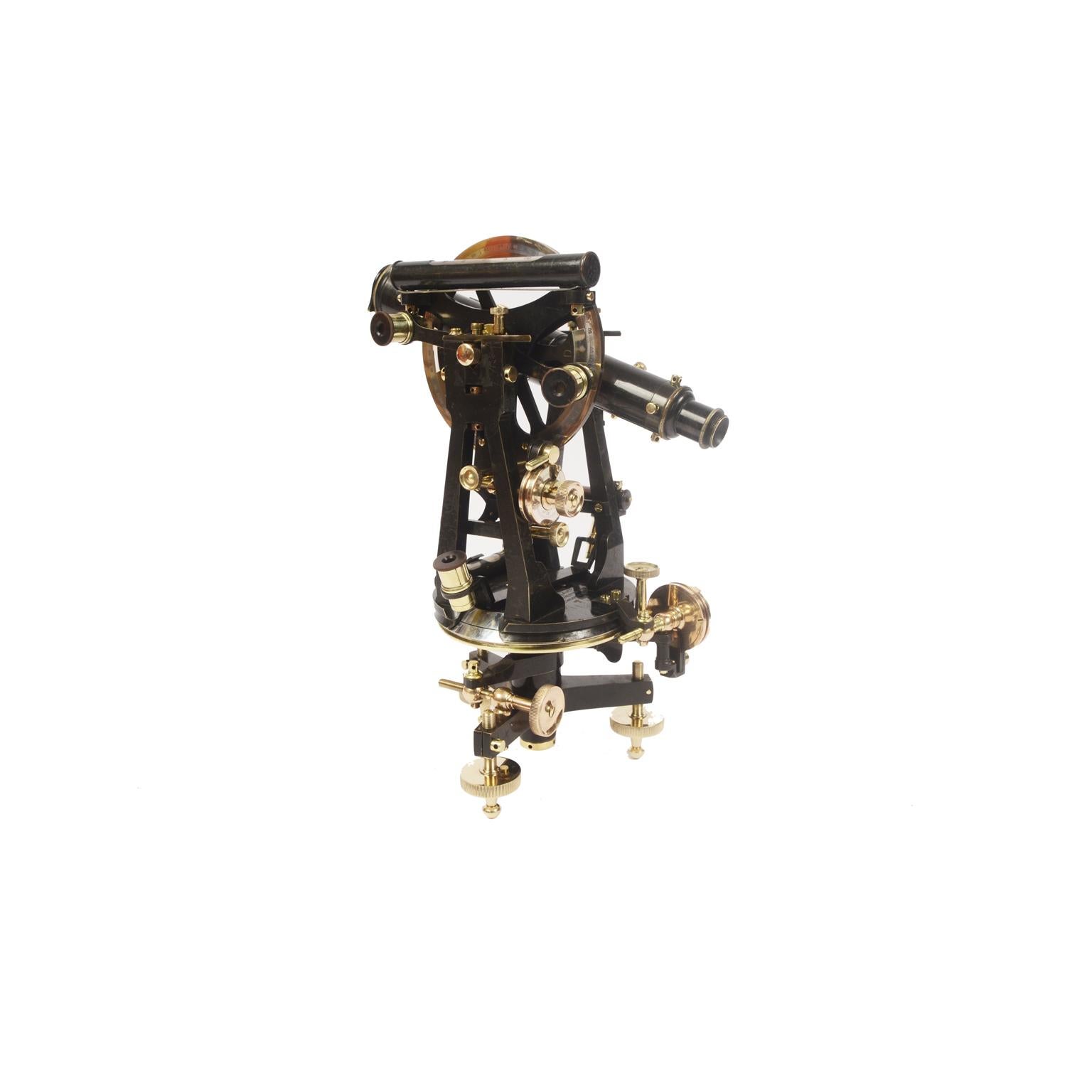 Late 19th Century Theodolite of Burnished Brass Signed Casella Second Half of the 19th Century
