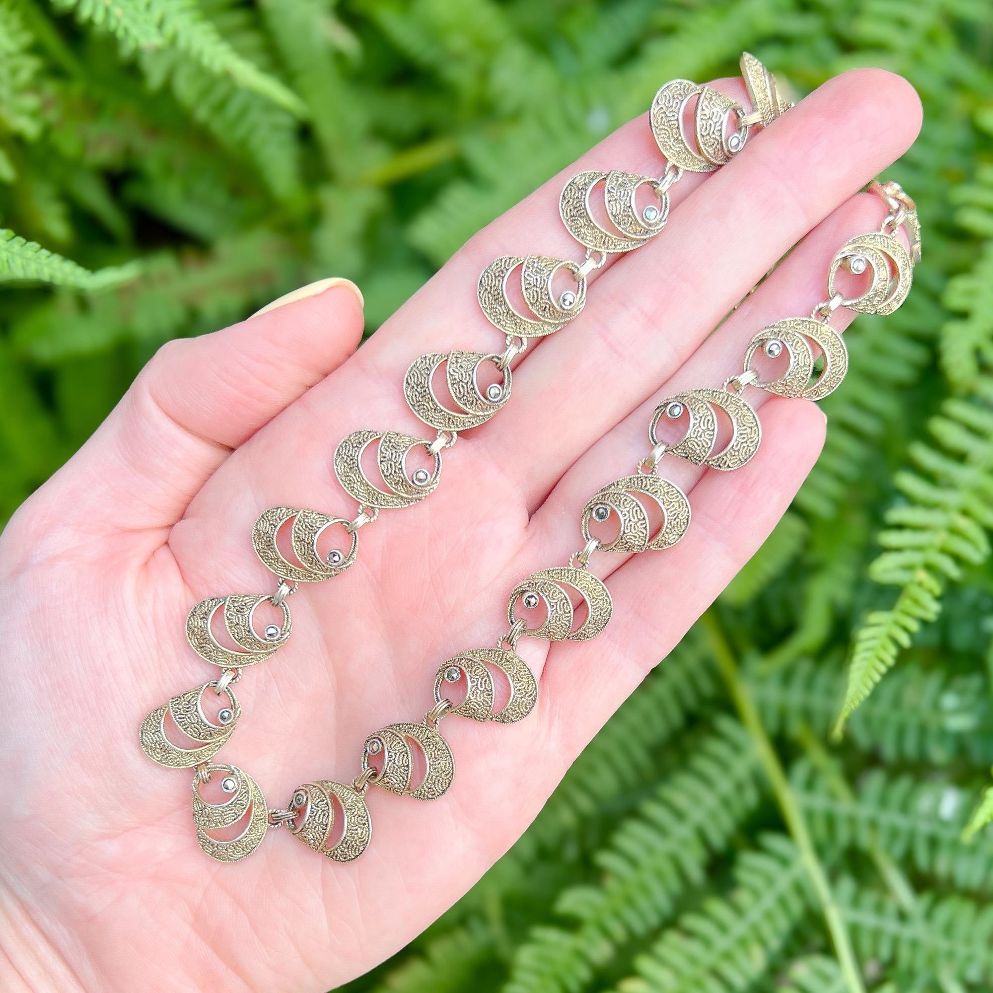 Taille ronde Theodor Fahrner 1930s Silver Gilt Vintage Shell Necklace en vente